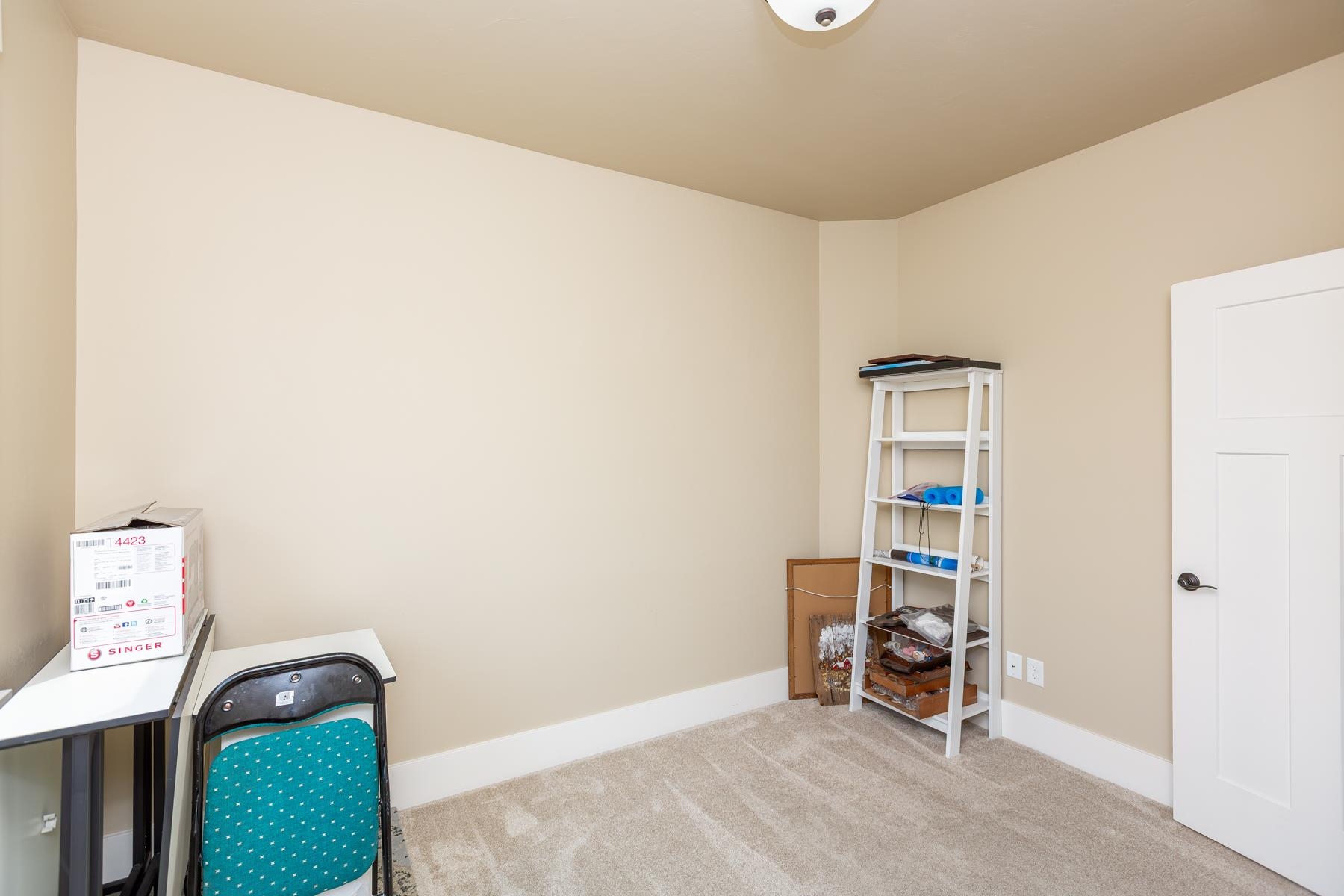1185 Primrose Lane Property Photo 18