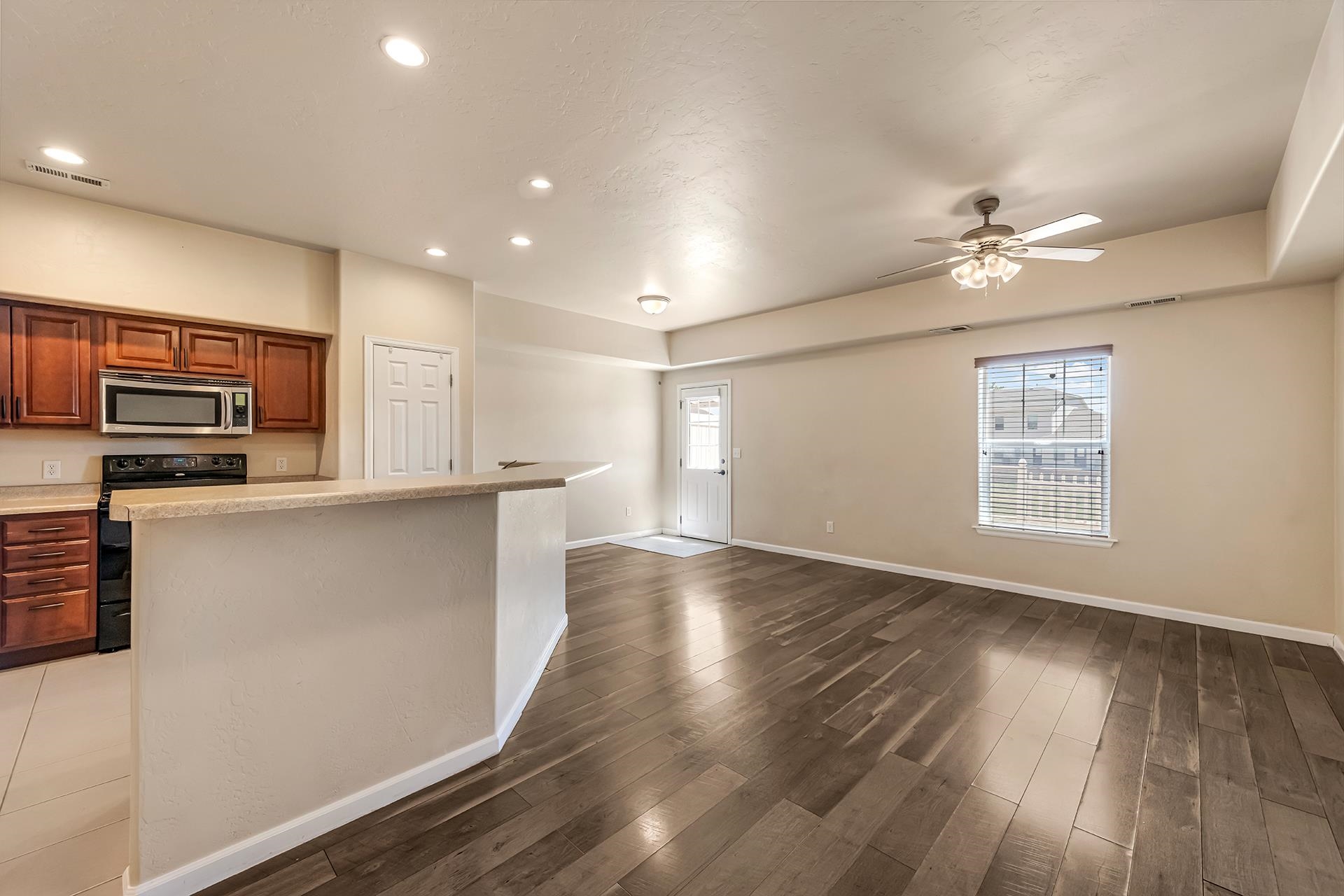 2473 Thunder Mountain Drive Property Photo 8