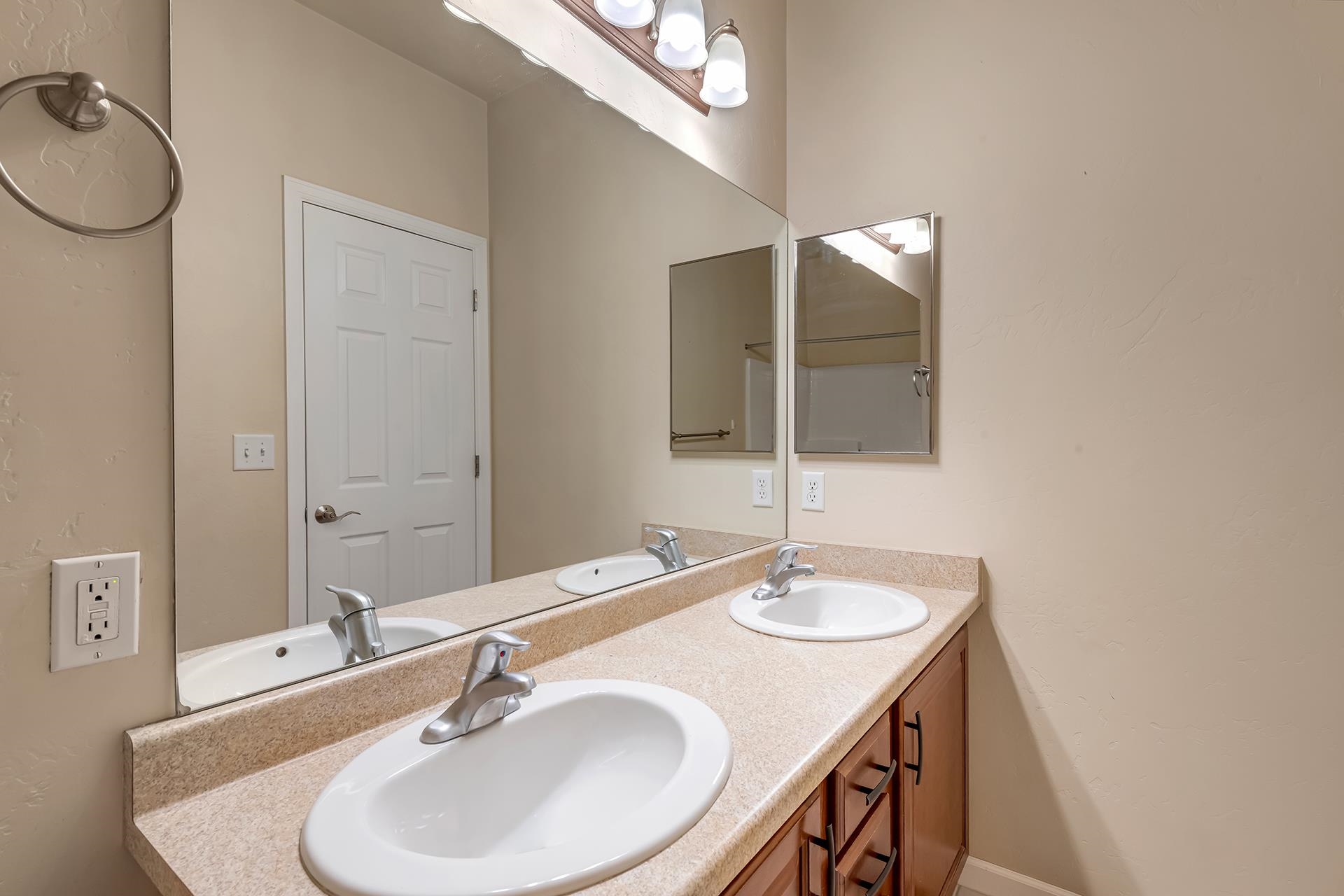 2473 Thunder Mountain Drive Property Photo 14