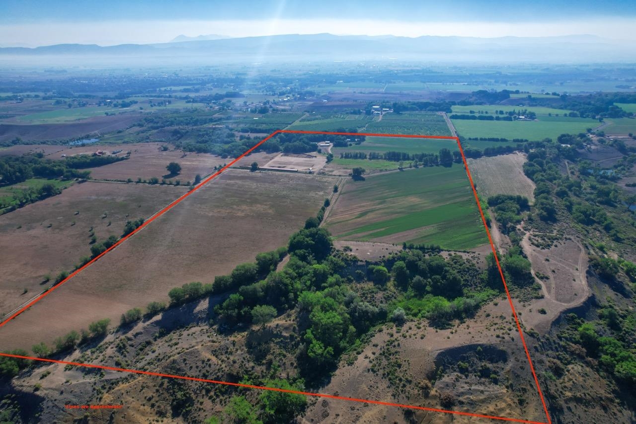 7531 High Mesa Road Property Photo 3