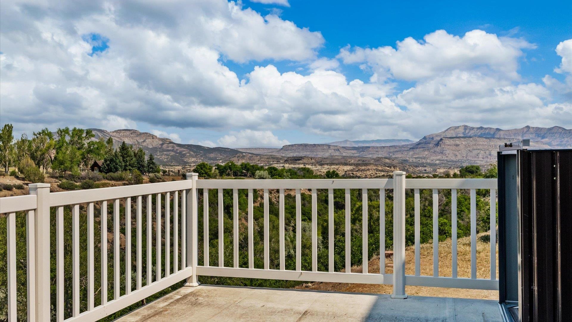 11223 Highway 65 Property Photo 18
