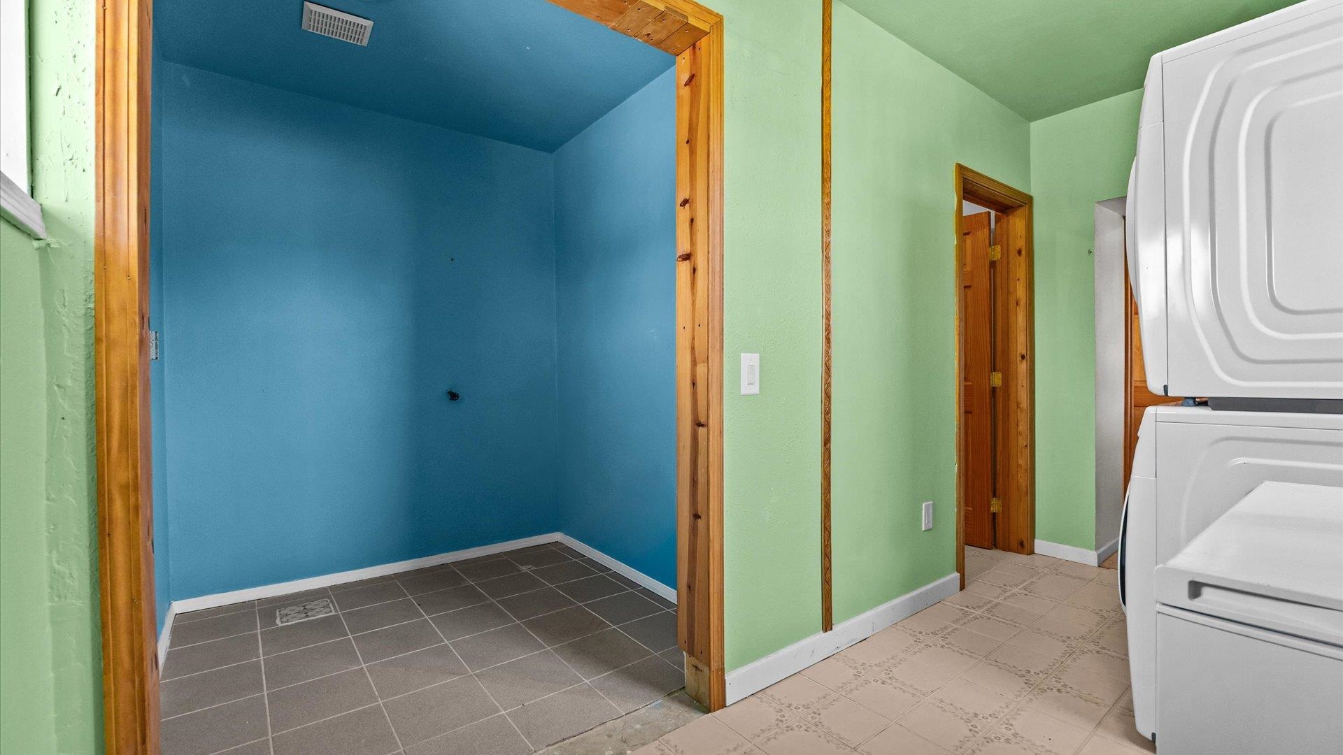 11223 Highway 65 Property Photo 27
