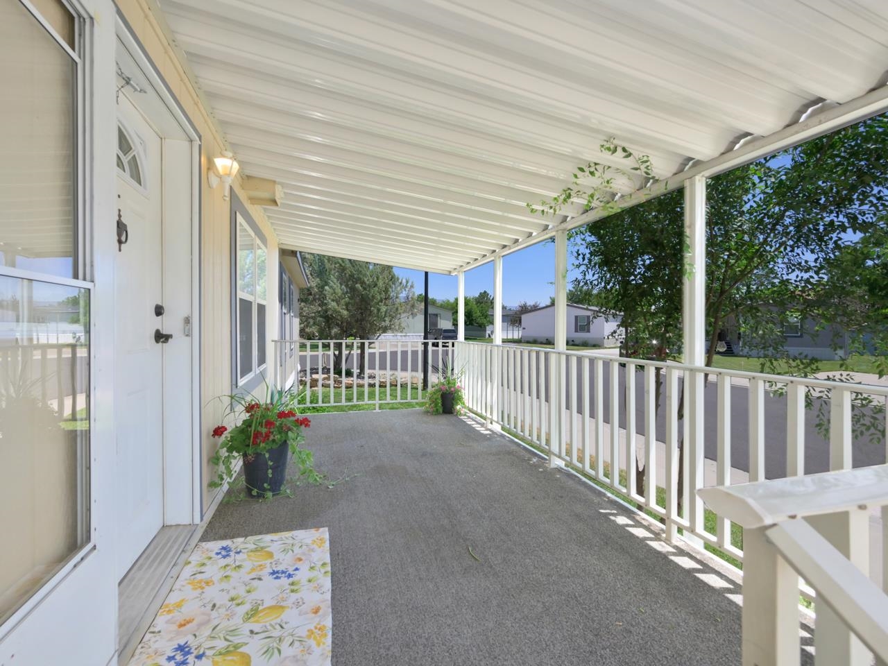 435 32 Road Property Photo 2