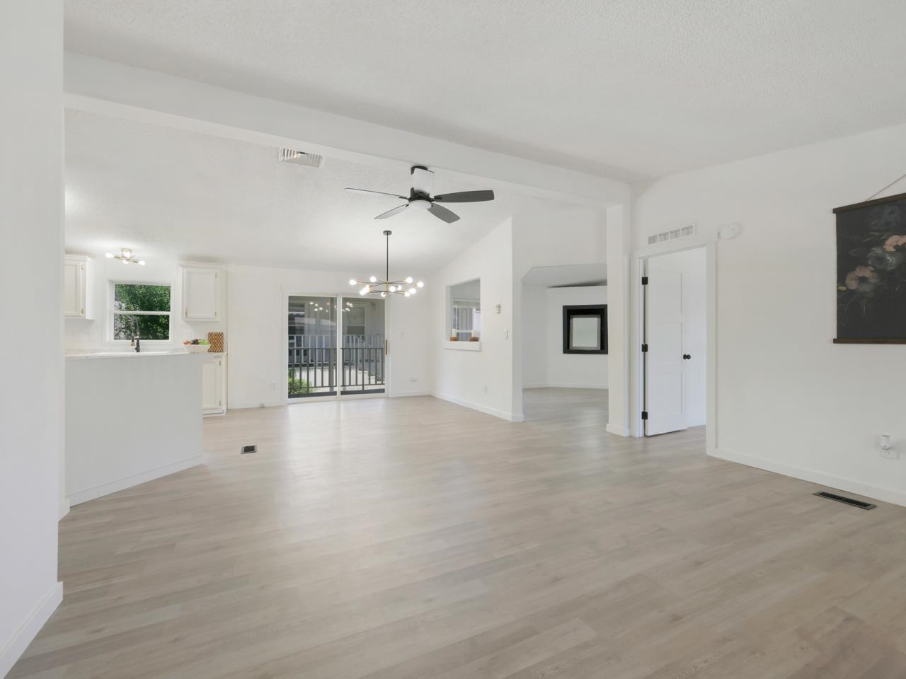 435 32 Road Property Photo 3