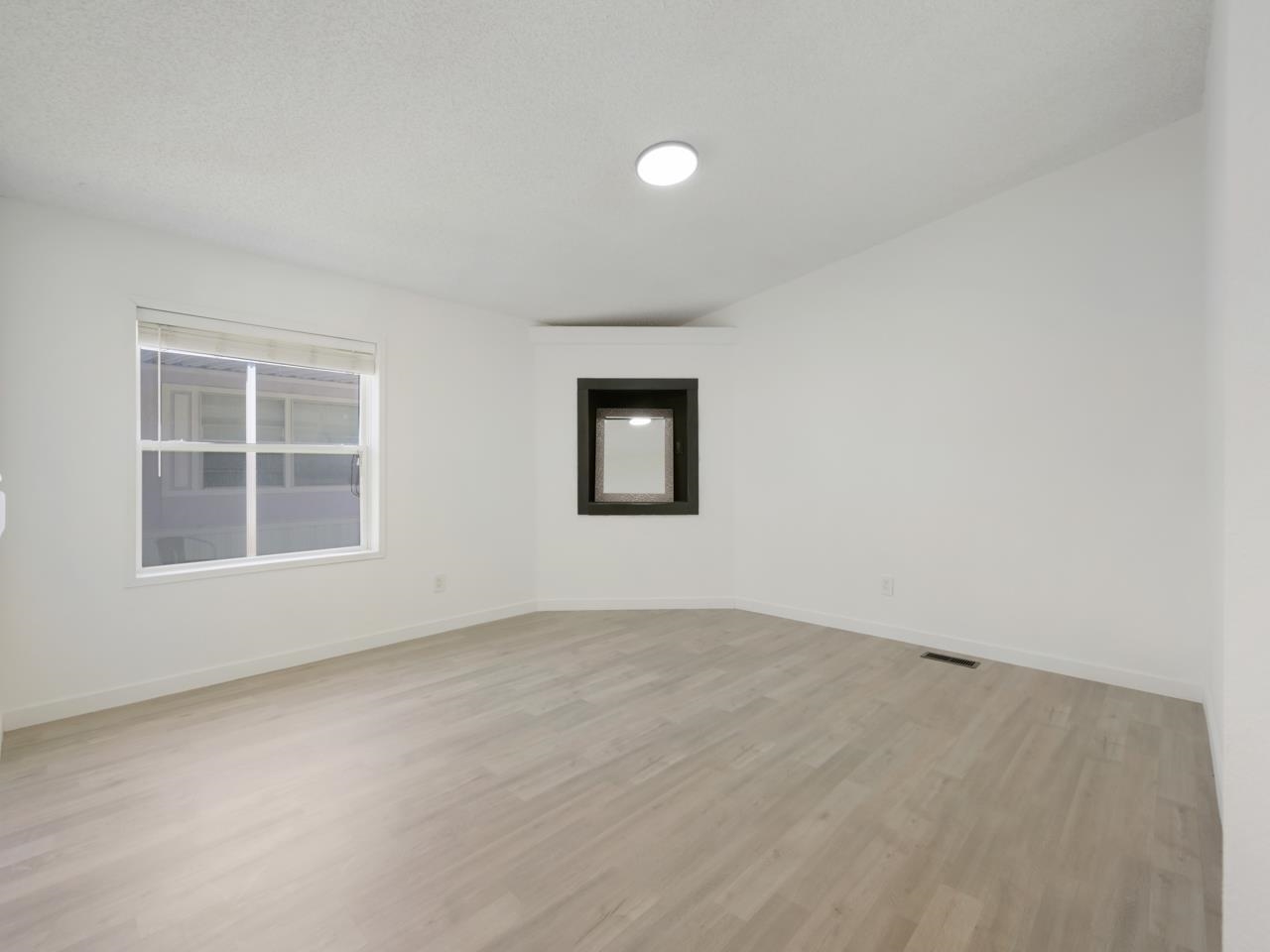 435 32 Road Property Photo 7
