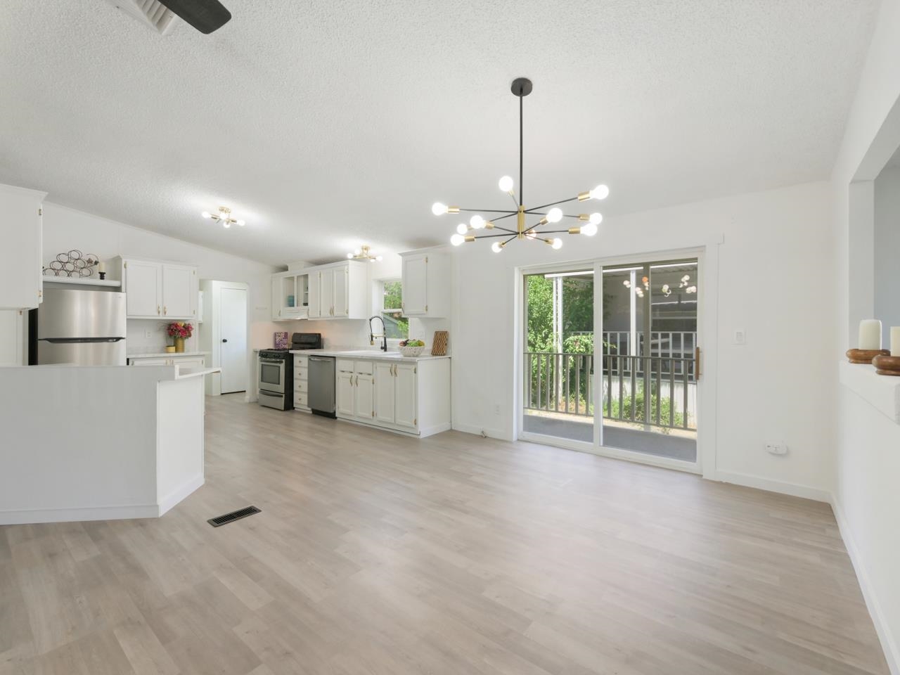 435 32 Road Property Photo 9