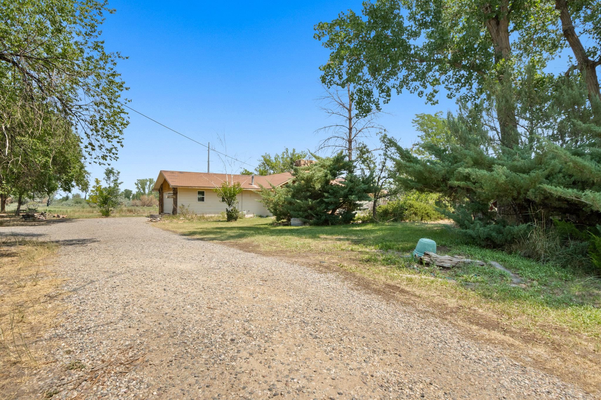 2890 C 1/2 Road Property Photo 2