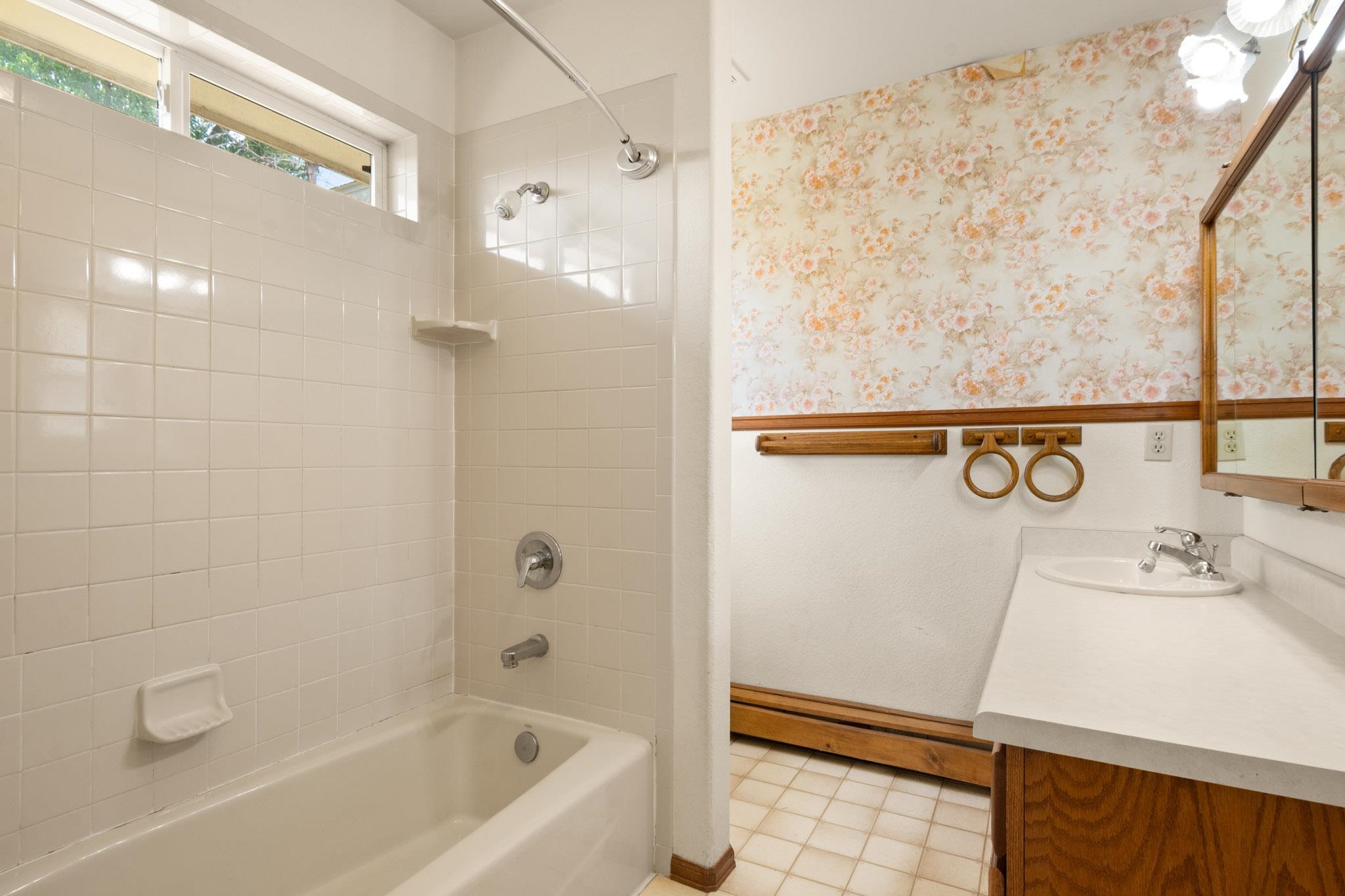 2890 C 1/2 Road Property Photo 16
