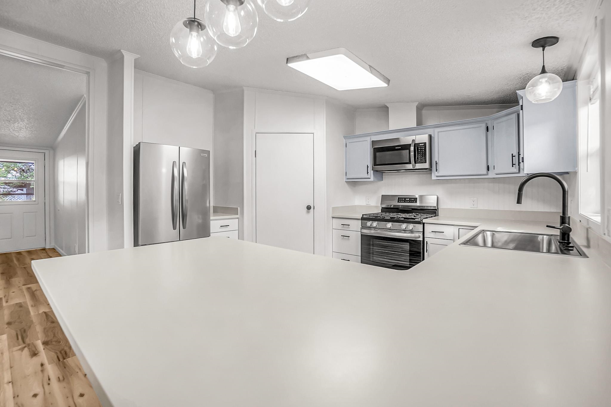 435 32 Road Property Photo 6