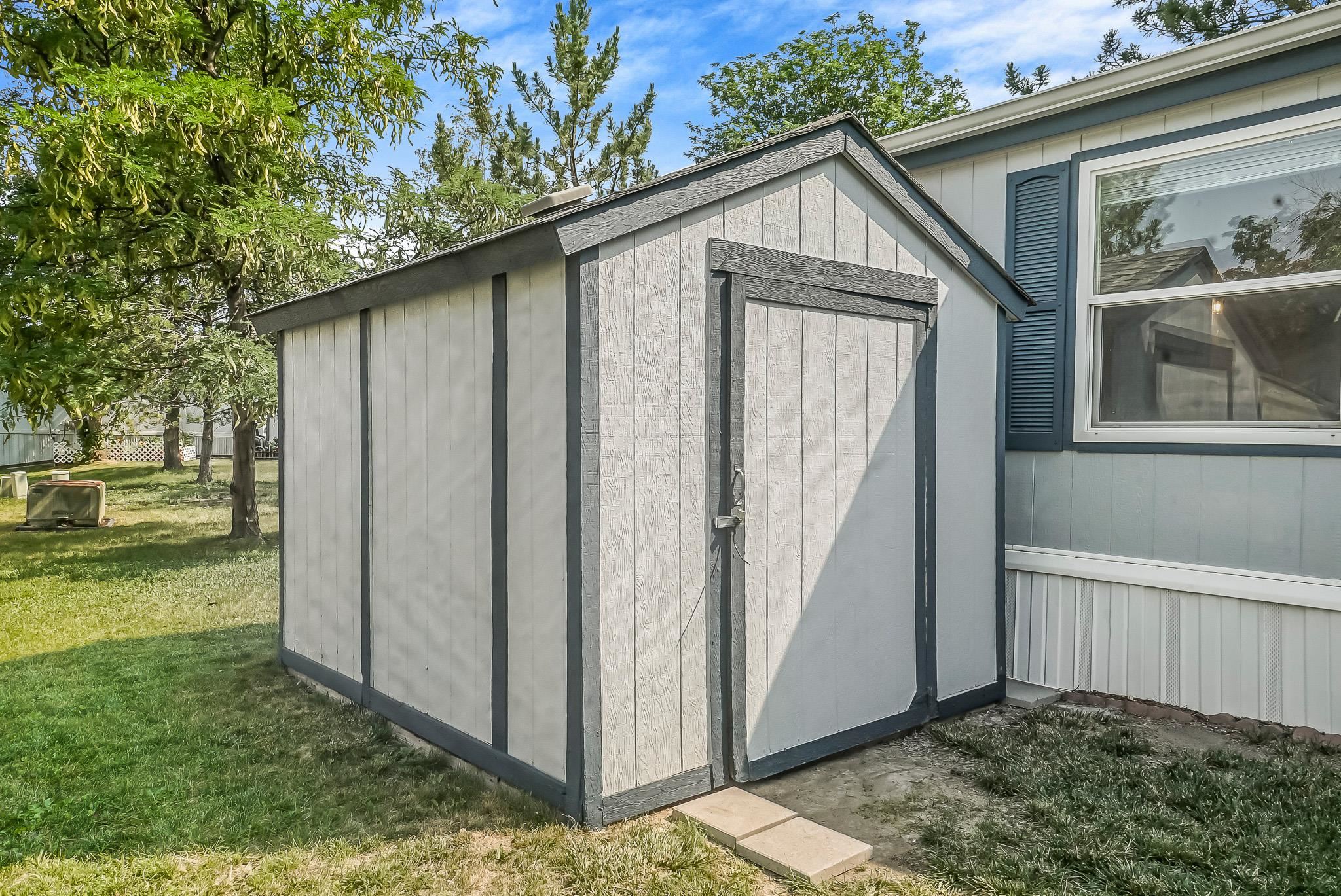 435 32 Road Property Photo 25