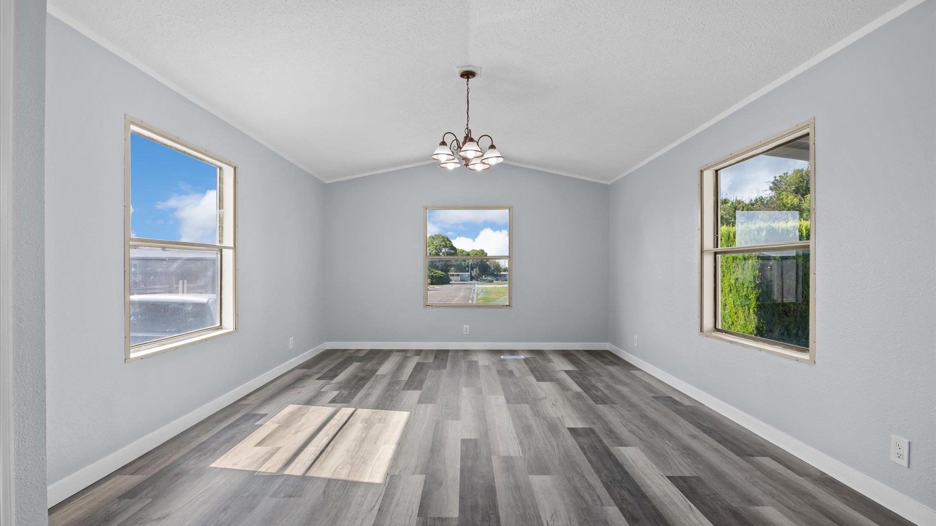516 31 1/2 Road Property Photo 6