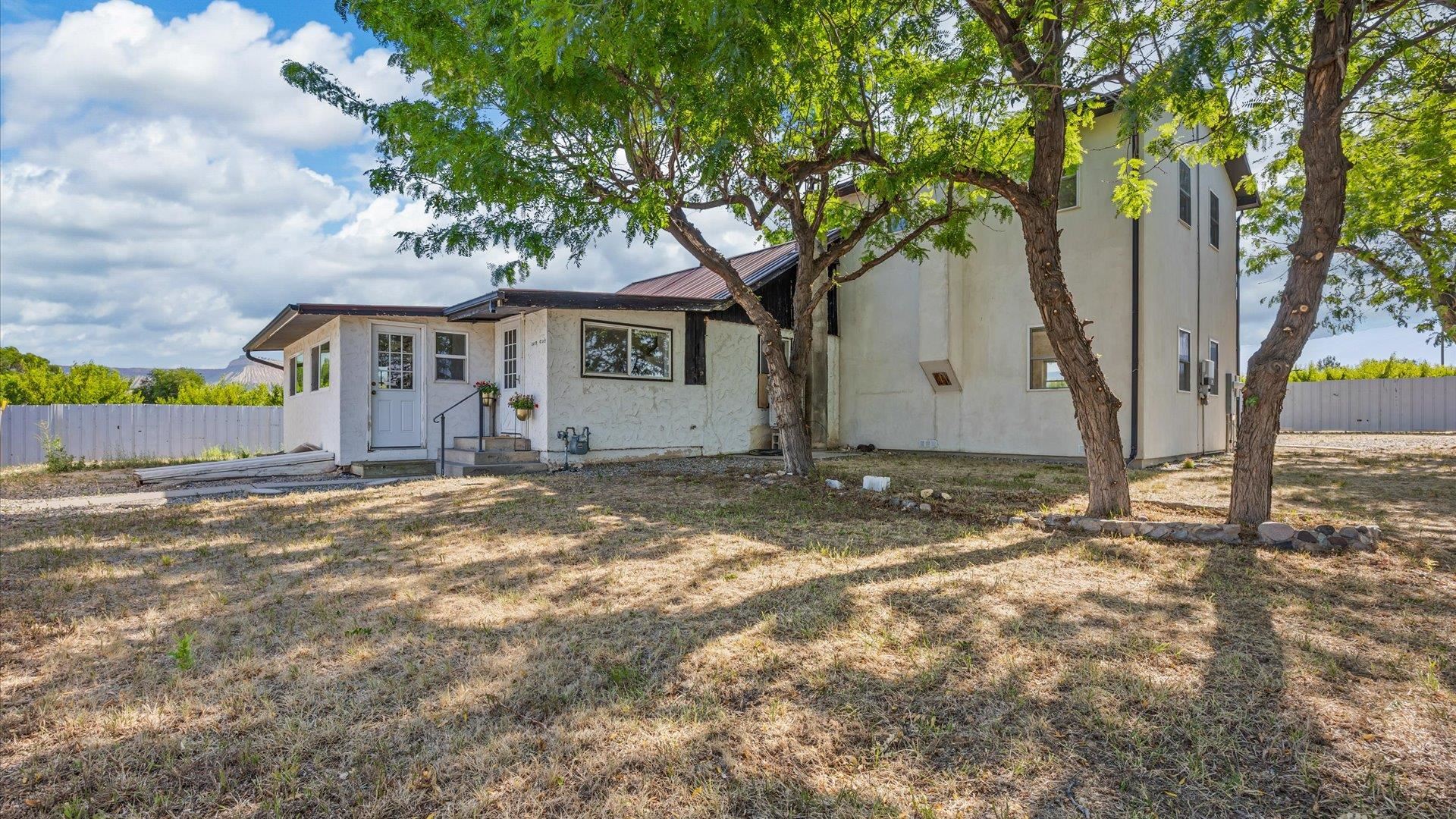3412 C 1/2 Road Property Photo 2