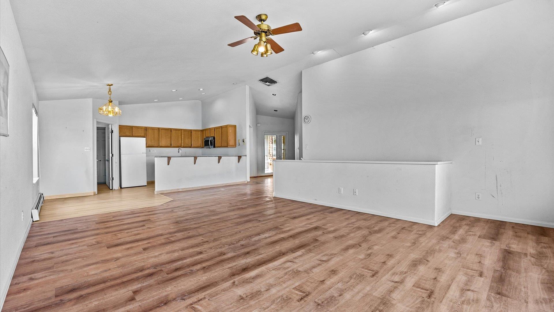 422 1/2 Prospectors Point Property Photo 6