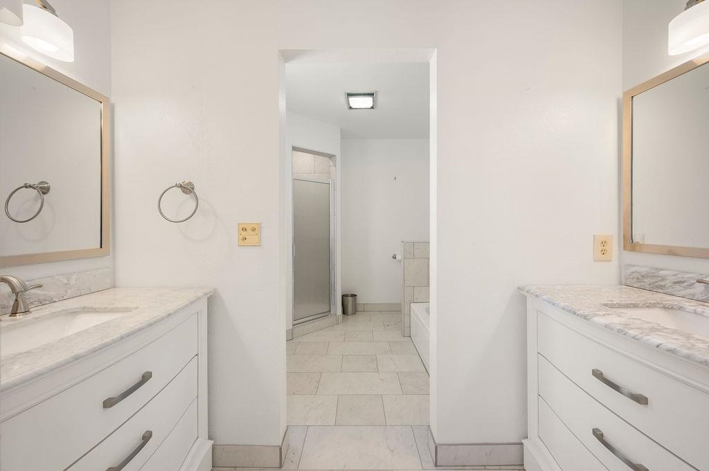2387 Broadway Property Photo 10