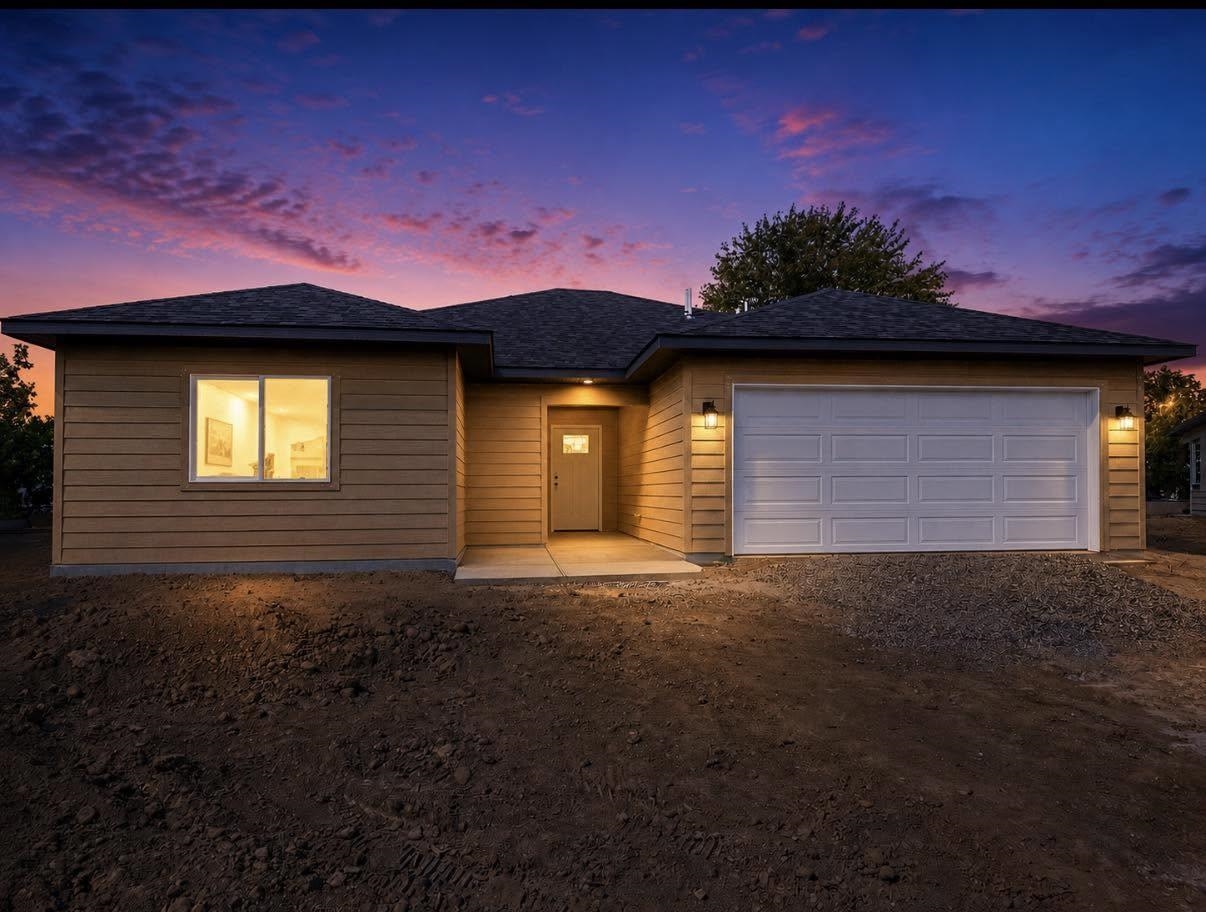 3075 Saddle Creek Place Property Photo 1