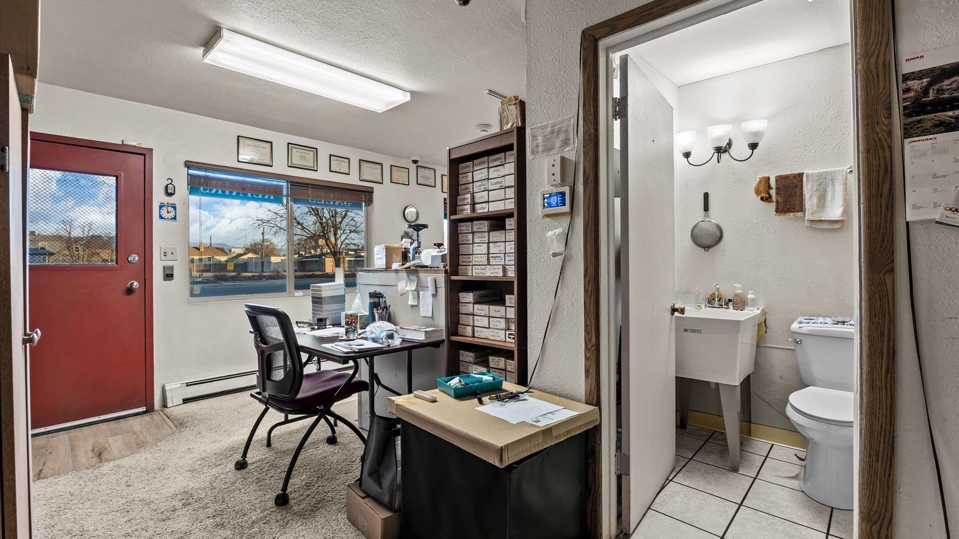 1460 North Avenue Property Photo 10