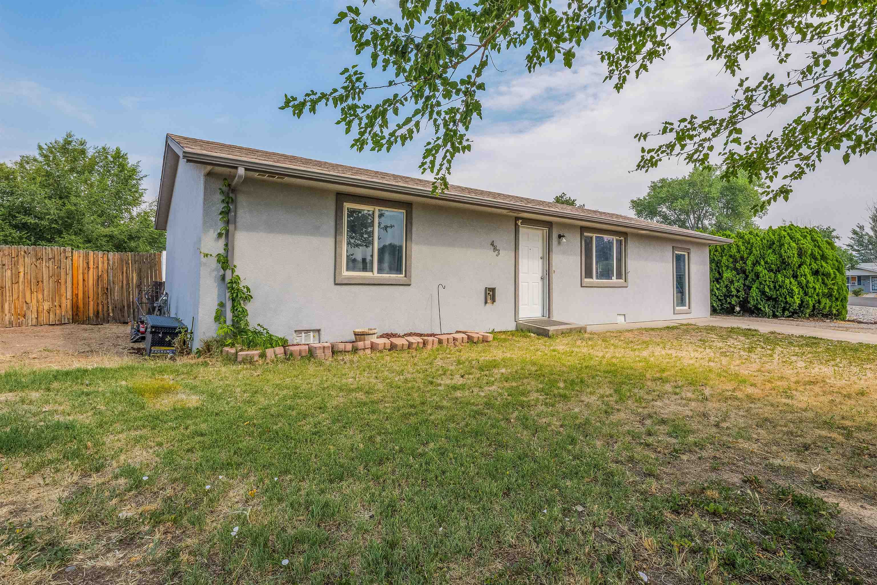 483 Dodge Court Property Photo