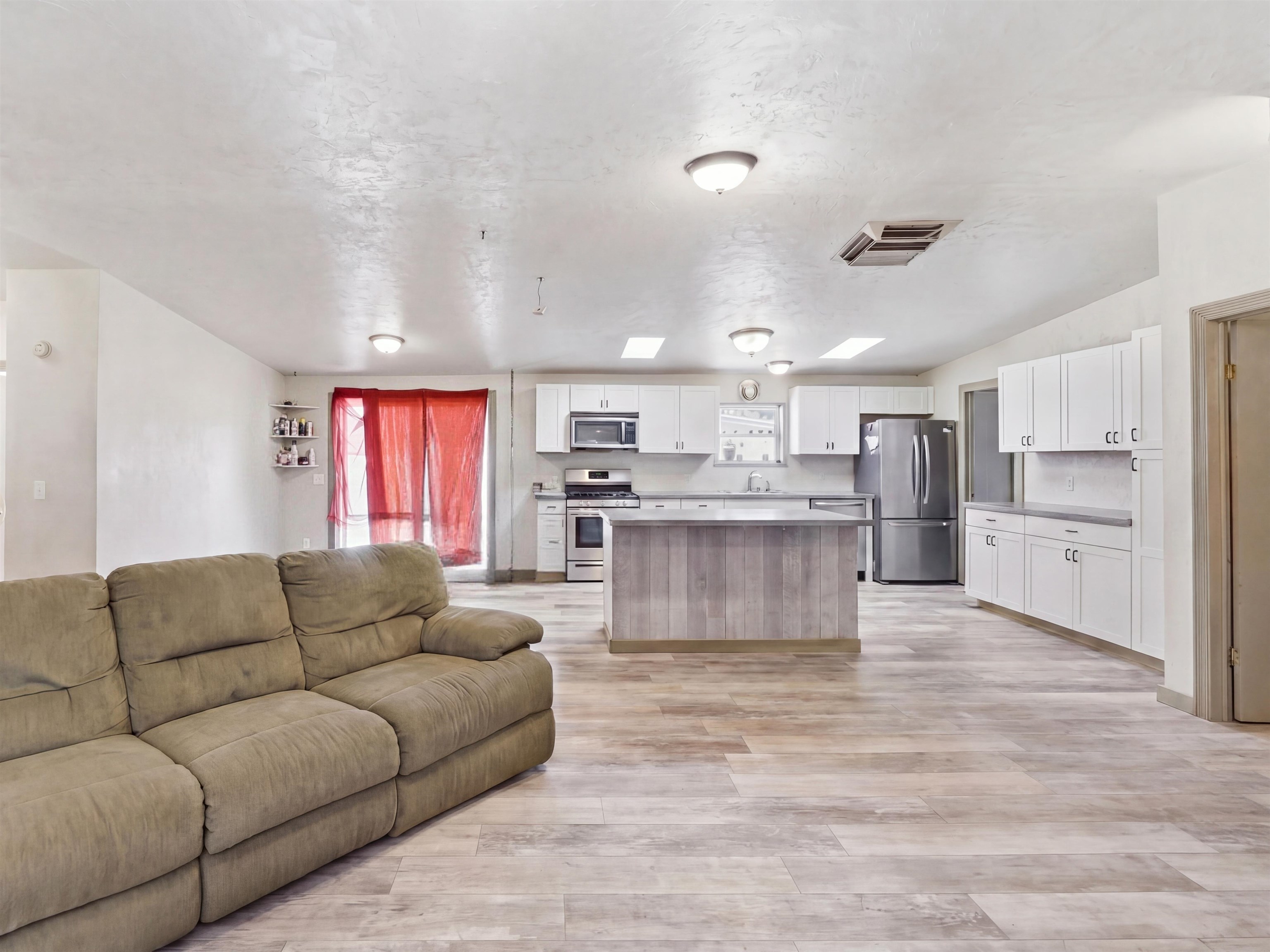 530 Centennial Road Property Photo 5