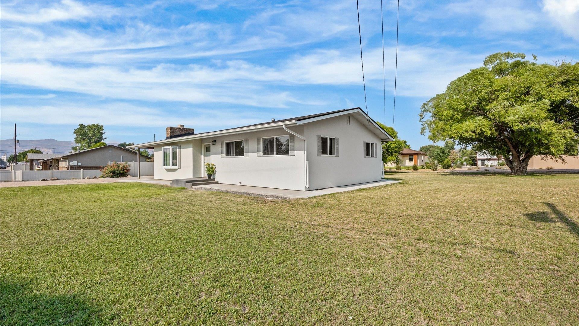 445 N Mulberry Street Property Photo 4