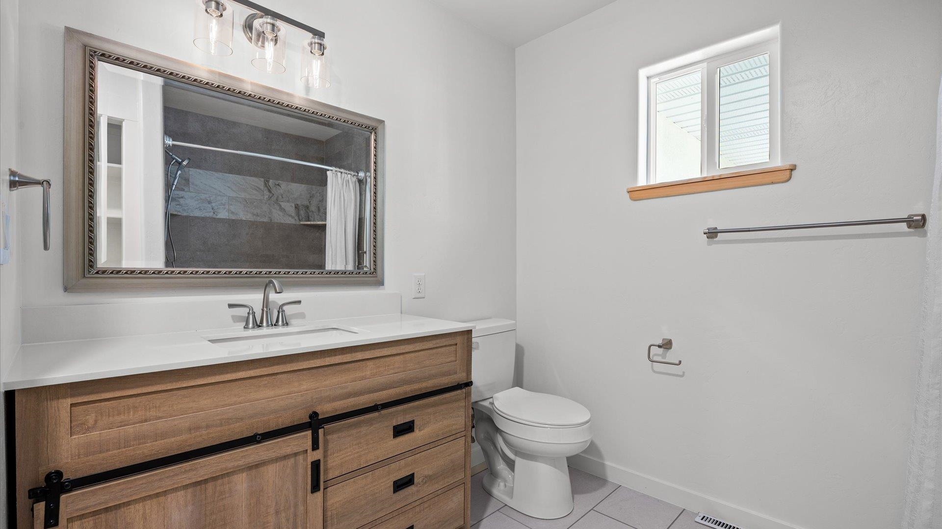 445 N Mulberry Street Property Photo 14