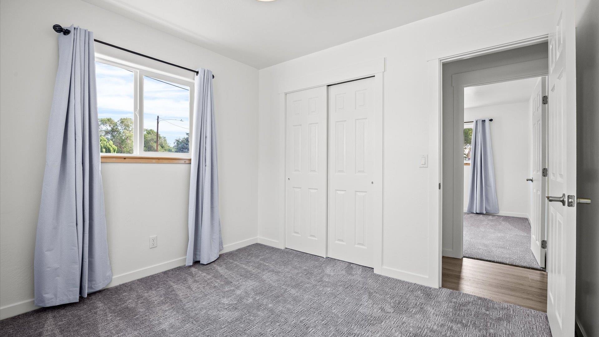 445 N Mulberry Street Property Photo 19
