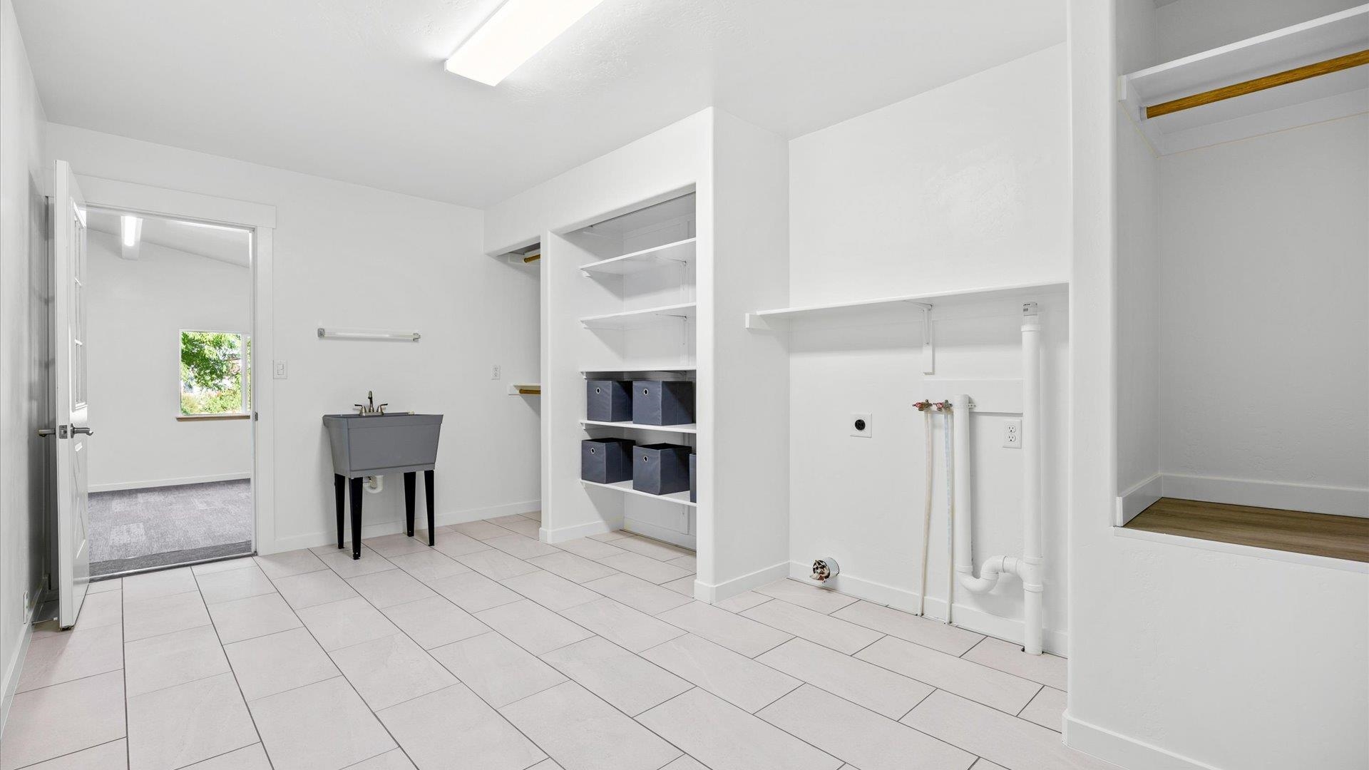 445 N Mulberry Street Property Photo 25