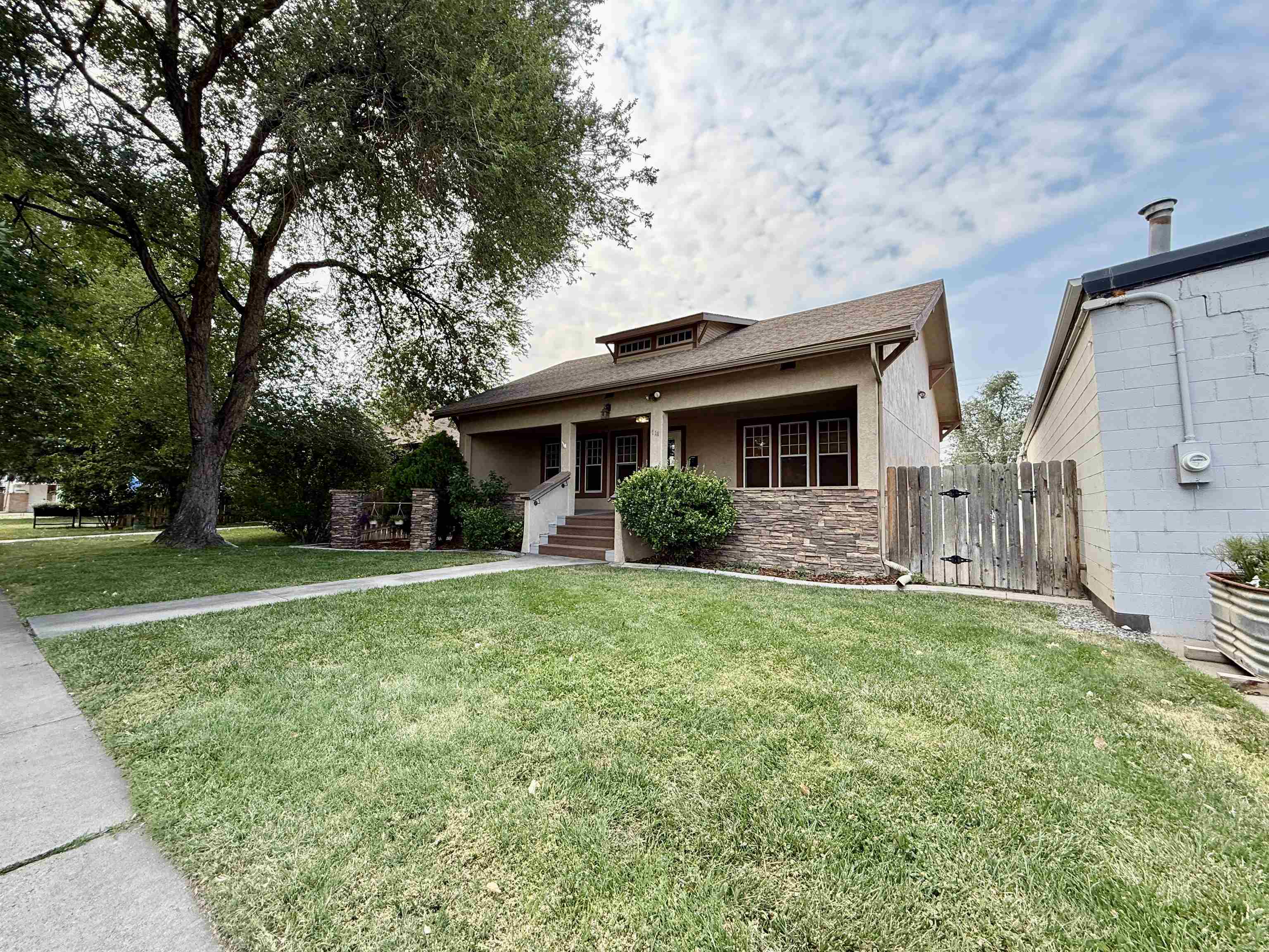 111 Chipeta Avenue Property Photo 3