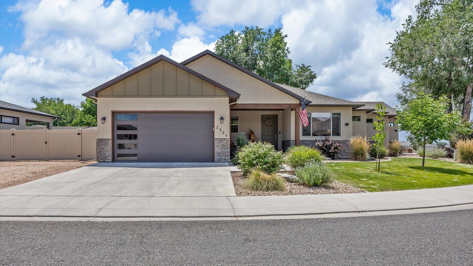 2525 Woody Creek Drive Property Photo 1