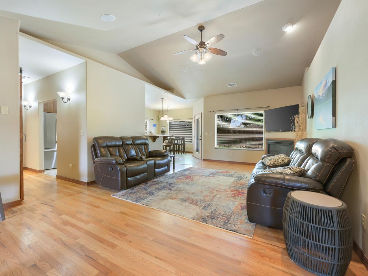 1213 Santa Fe Circle Property Photo 4