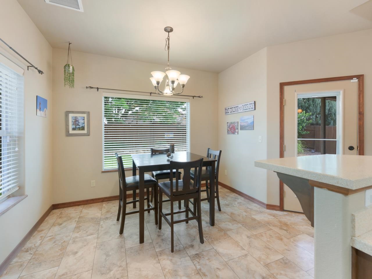1213 Santa Fe Circle Property Photo 10