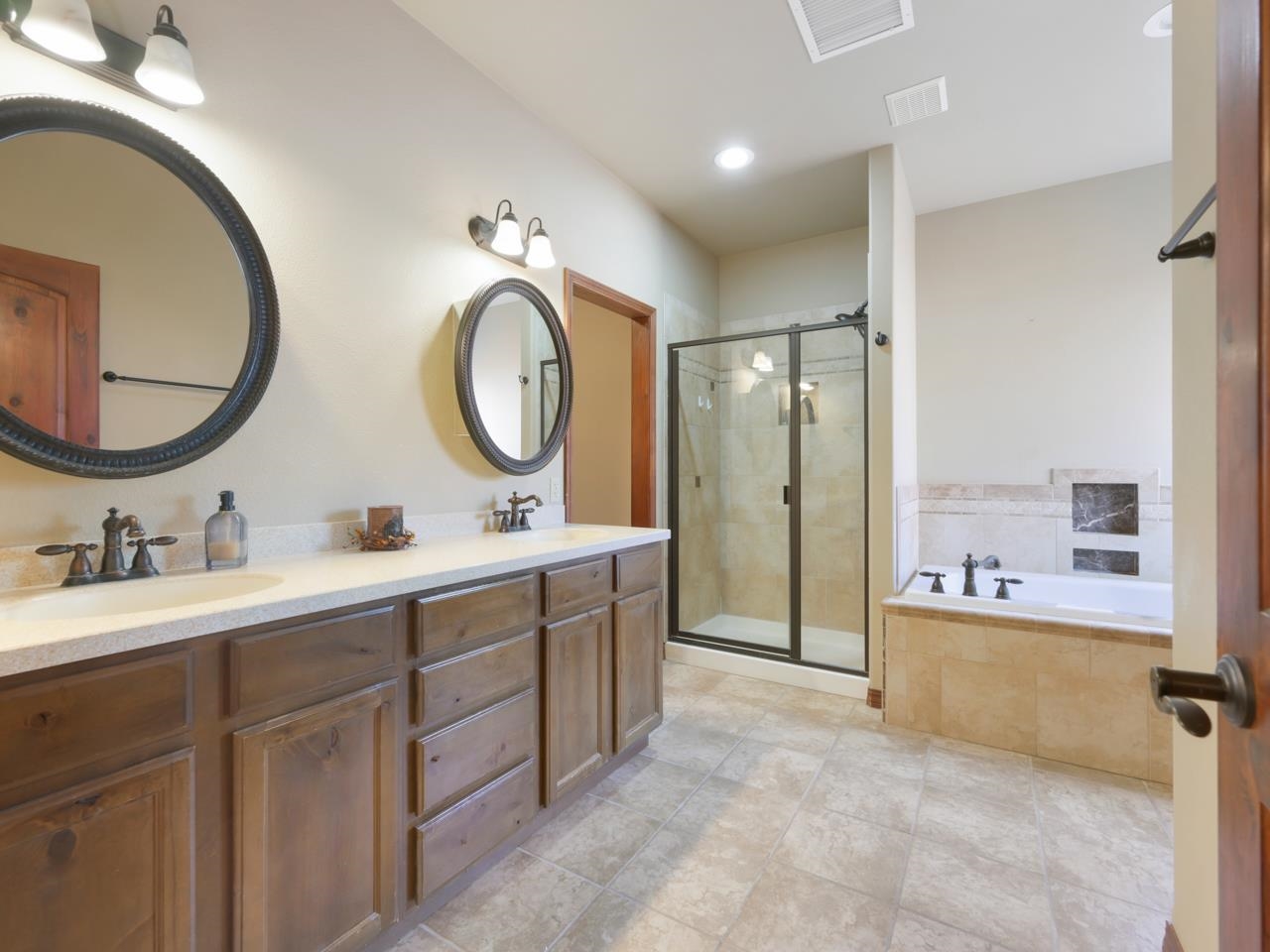 1213 Santa Fe Circle Property Photo 13