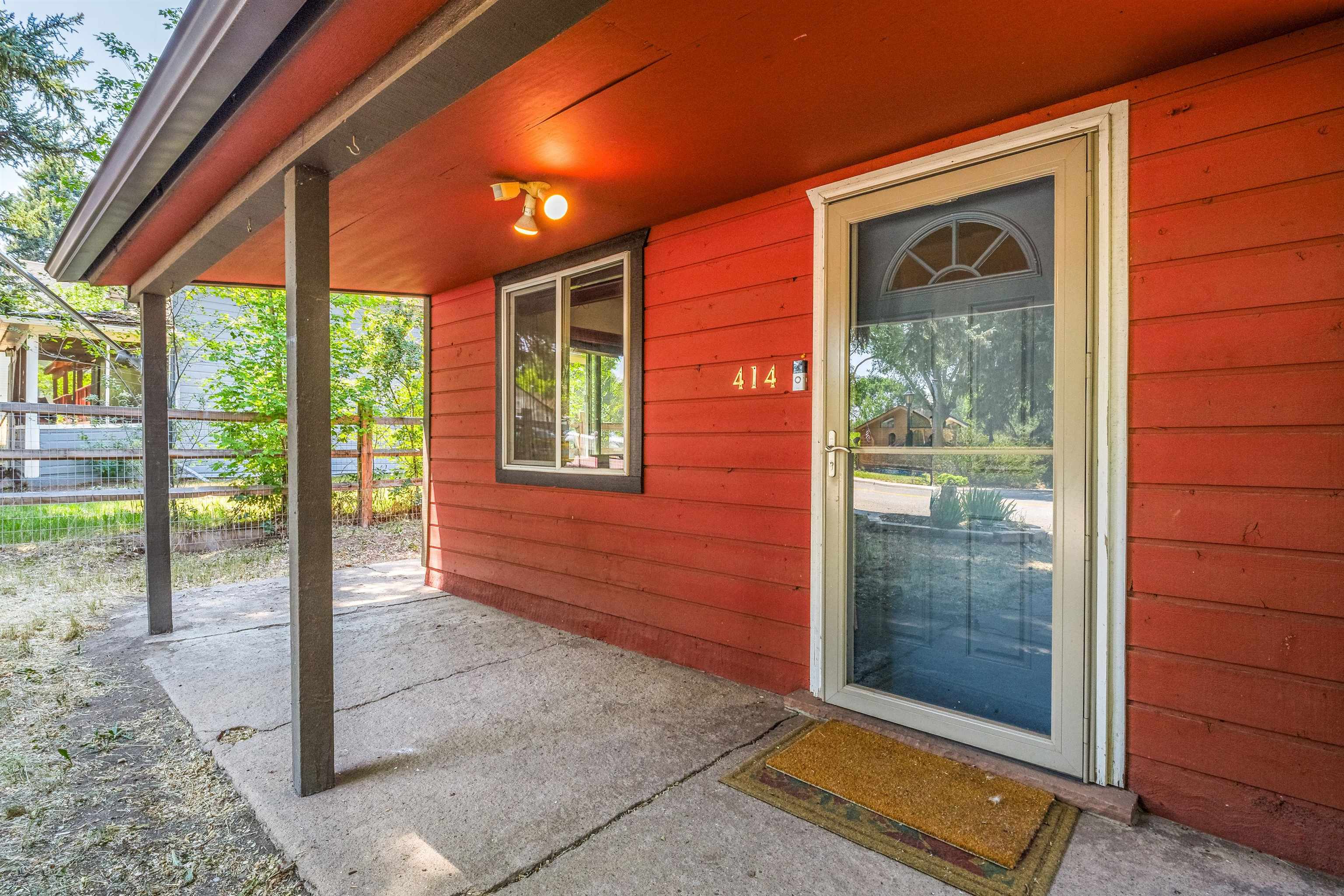 414 2nd Street Property Photo 5