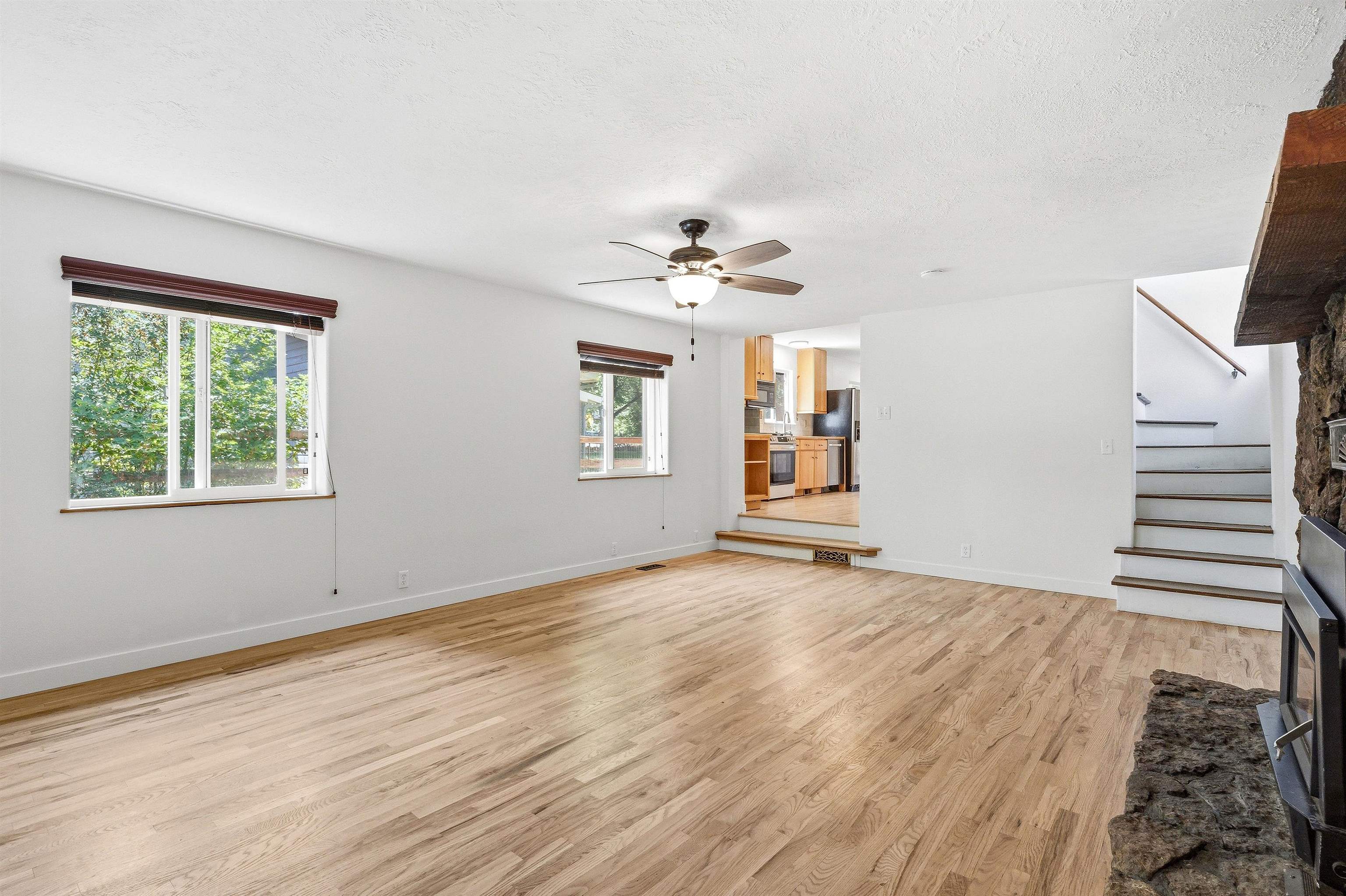 414 2nd Street Property Photo 9