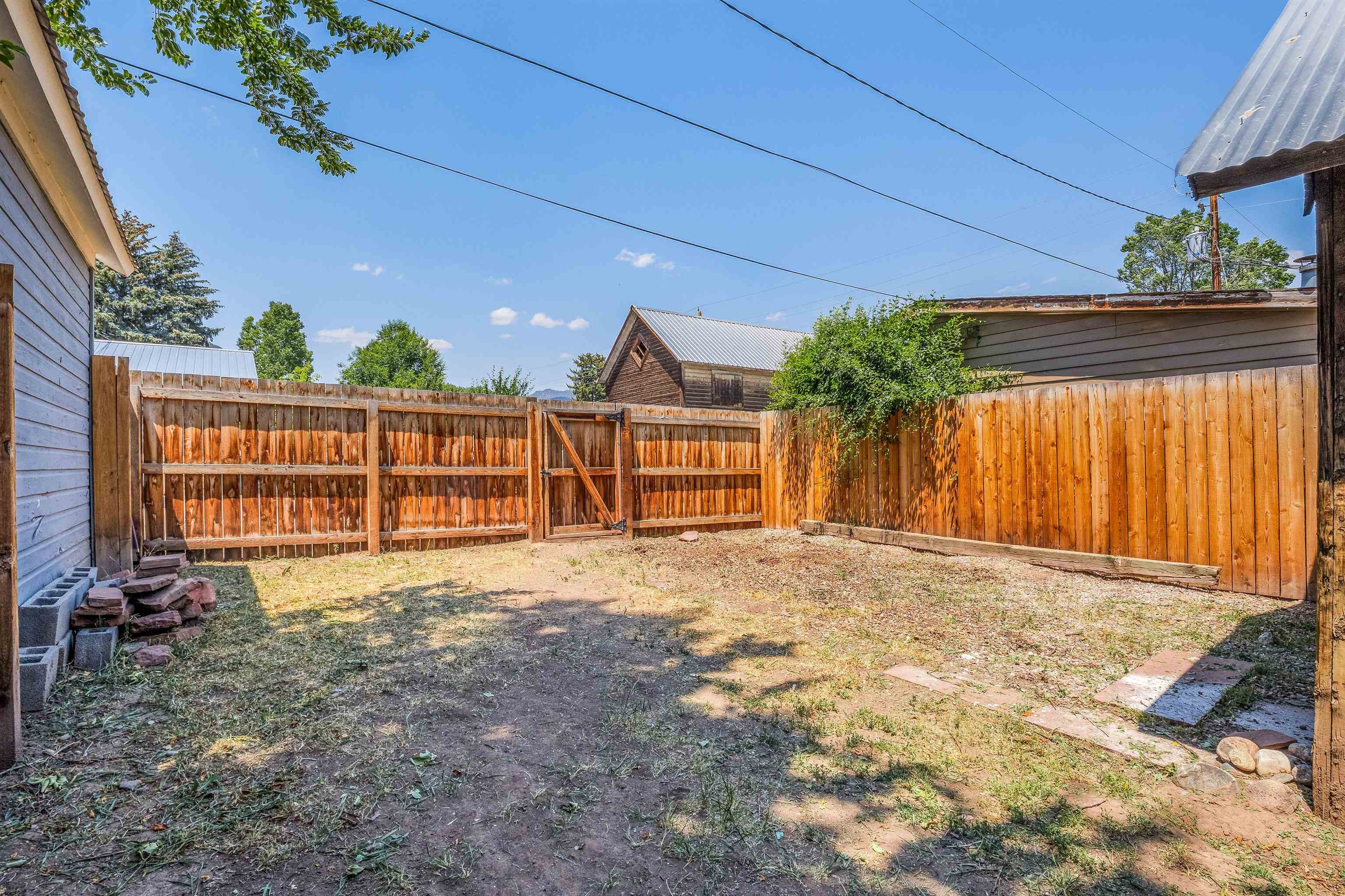 414 2nd Street Property Photo 34