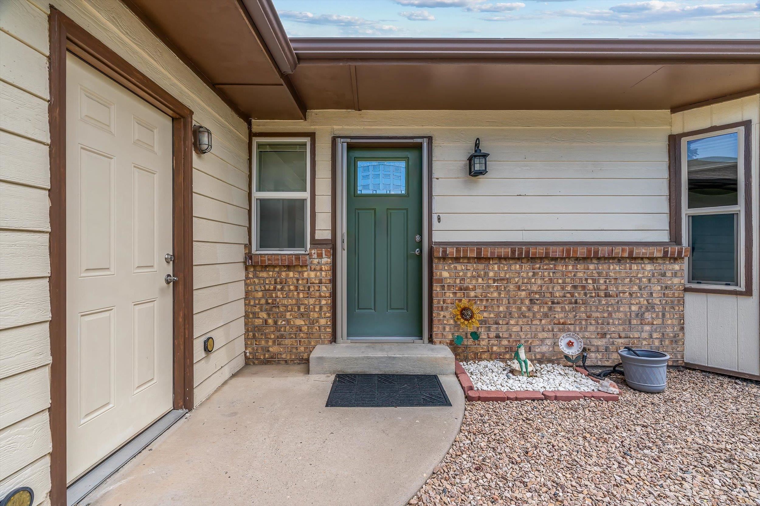 608 1/2 Wagon Way Property Photo 4
