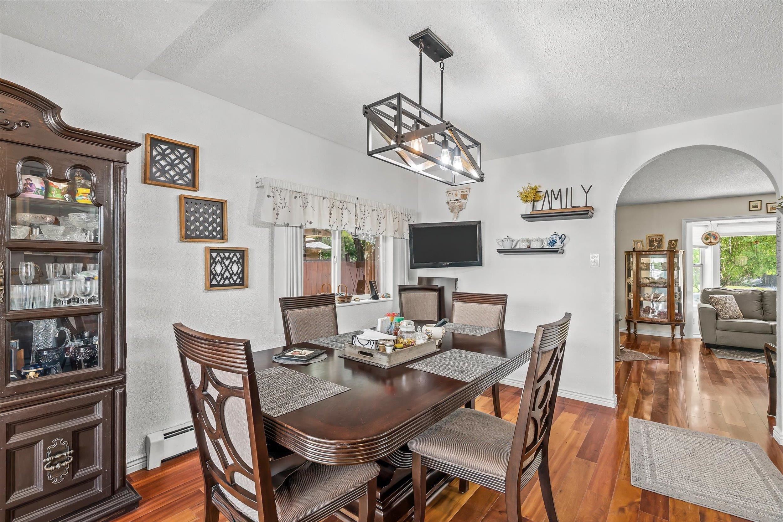 608 1/2 Wagon Way Property Photo 9