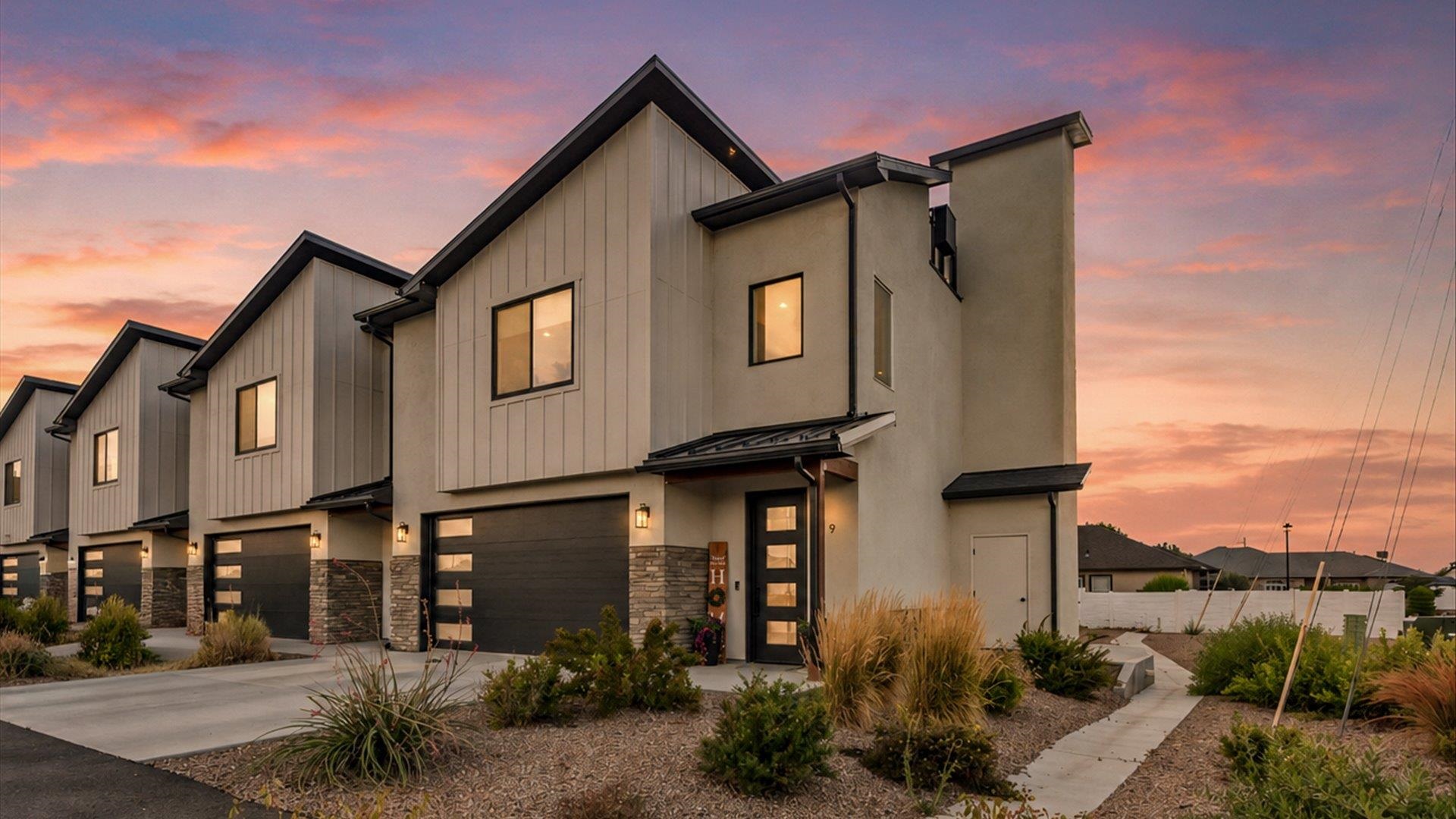 681 28 Road Property Photo 1