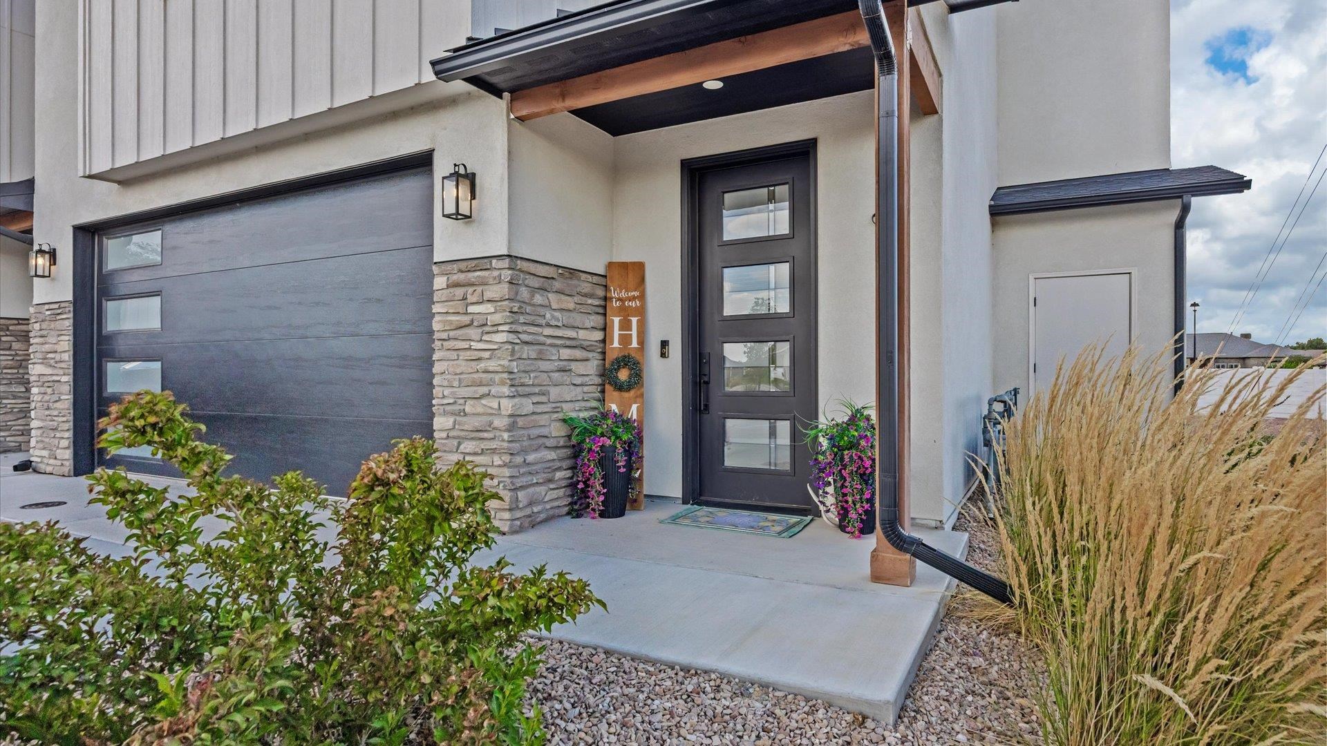 681 28 Road Property Photo 4