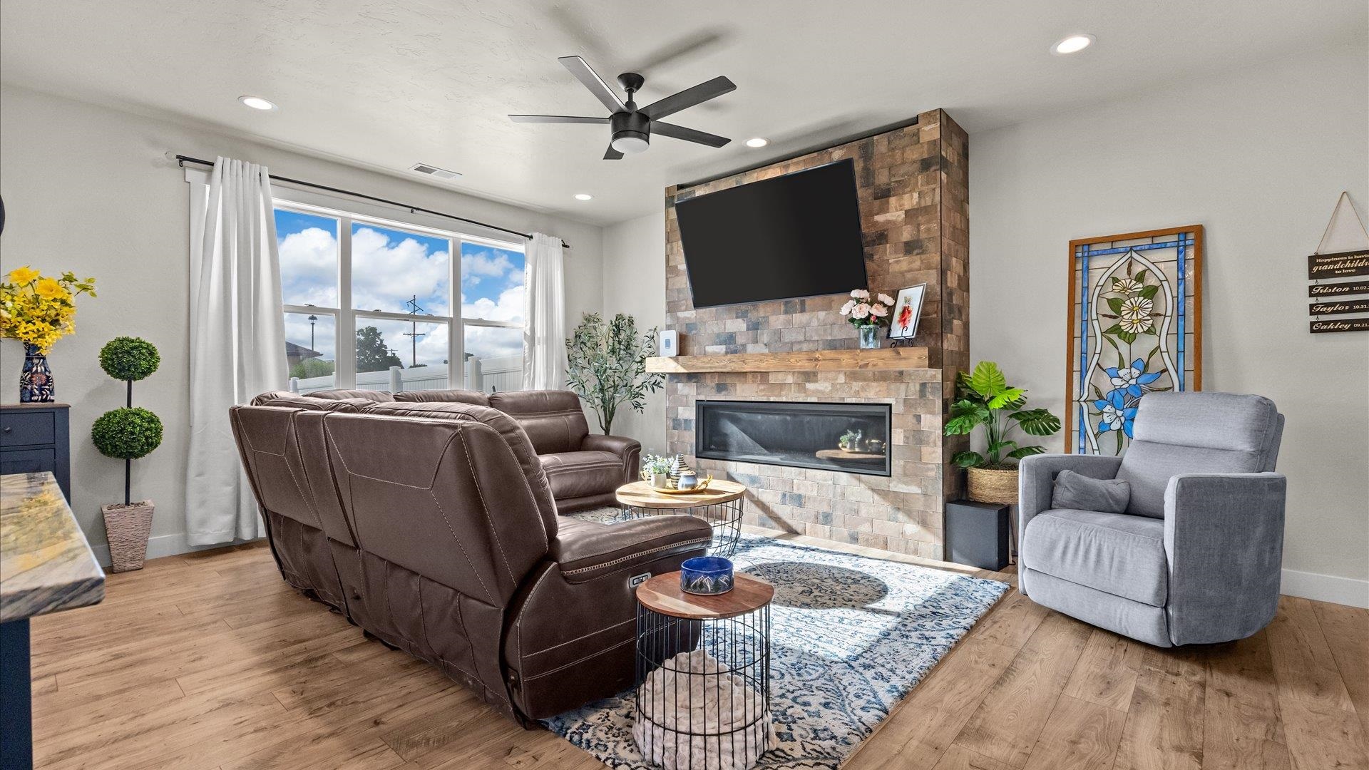 681 28 Road Property Photo 8