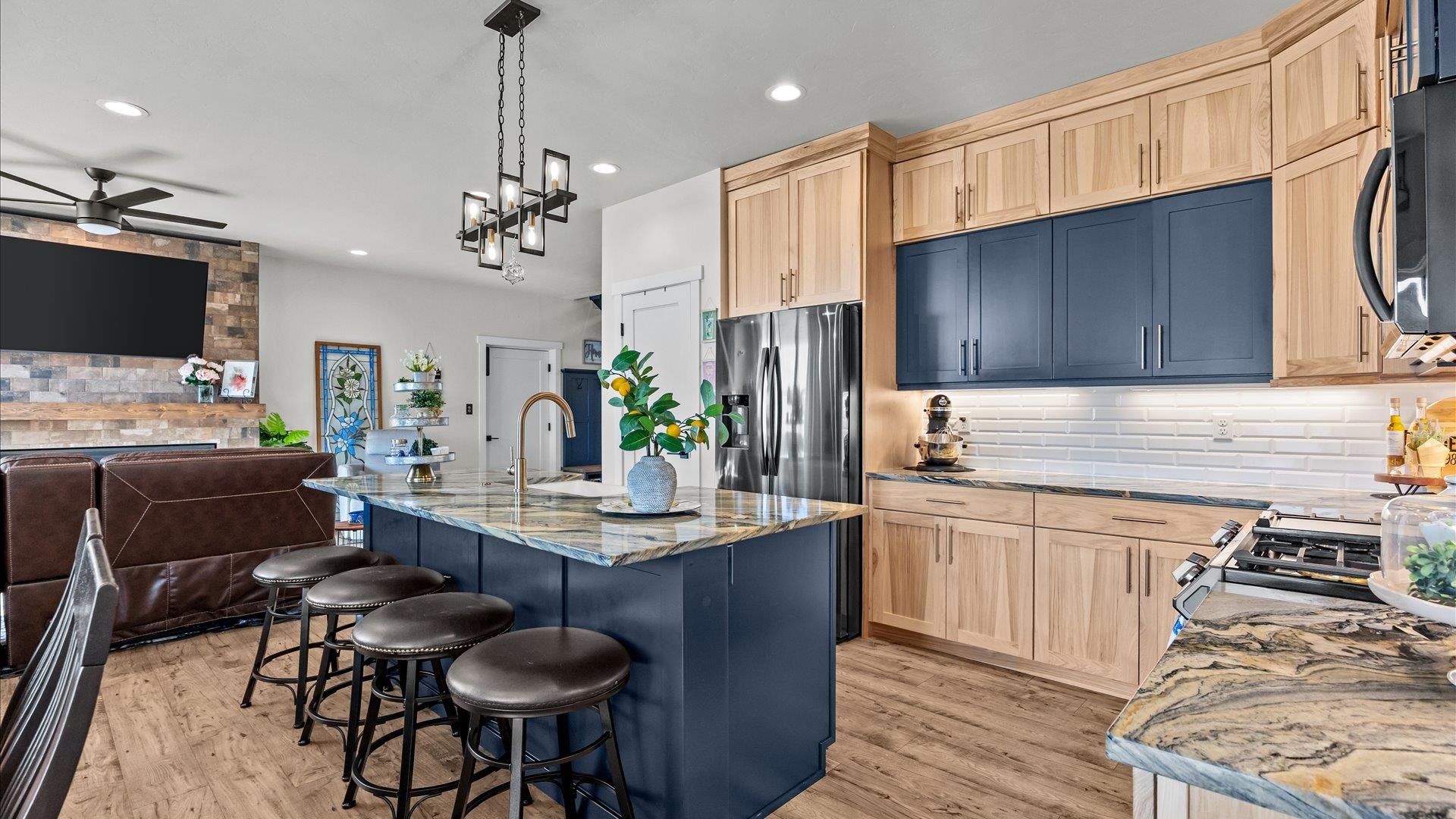 681 28 Road Property Photo 14