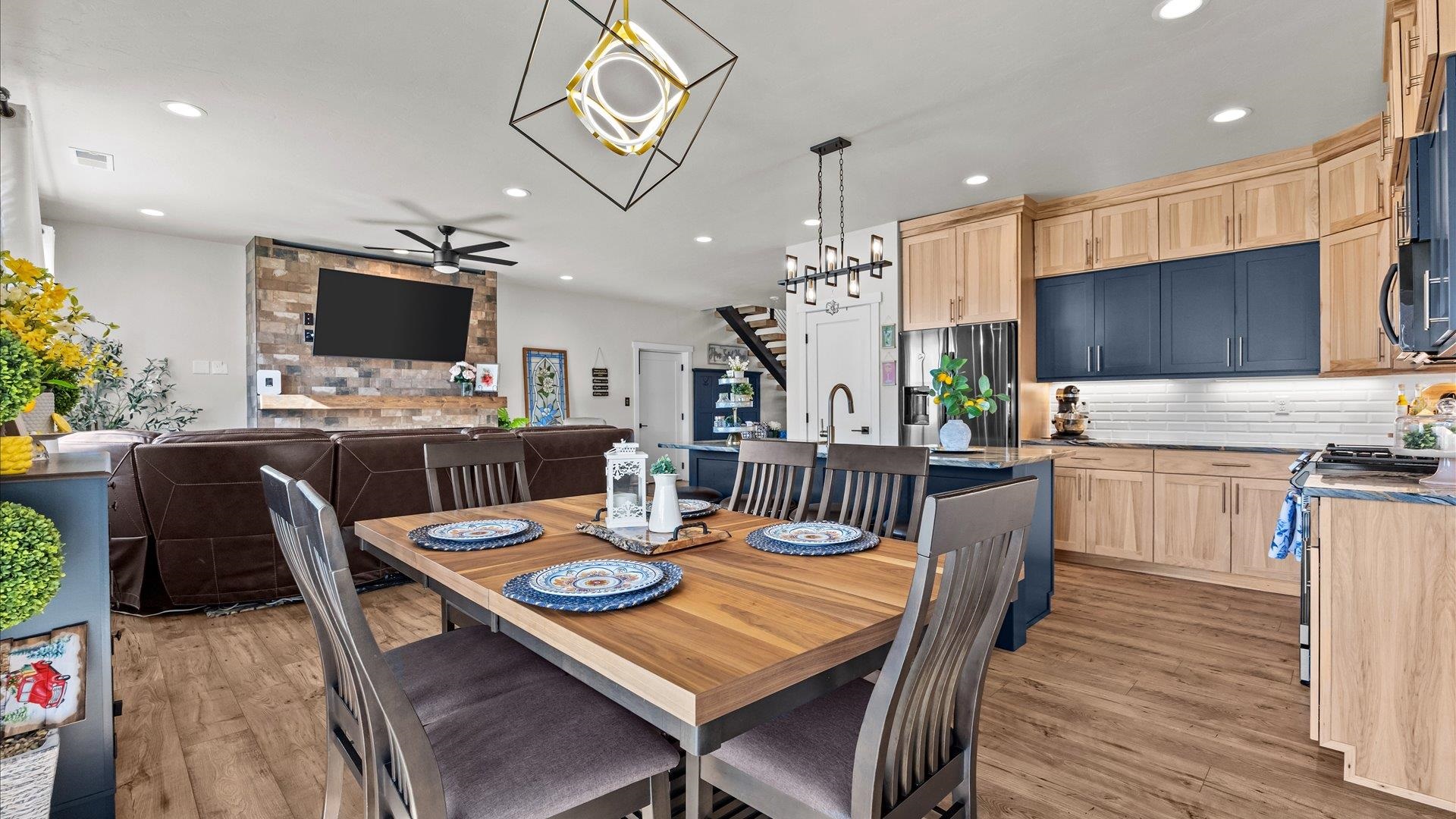 681 28 Road Property Photo 15