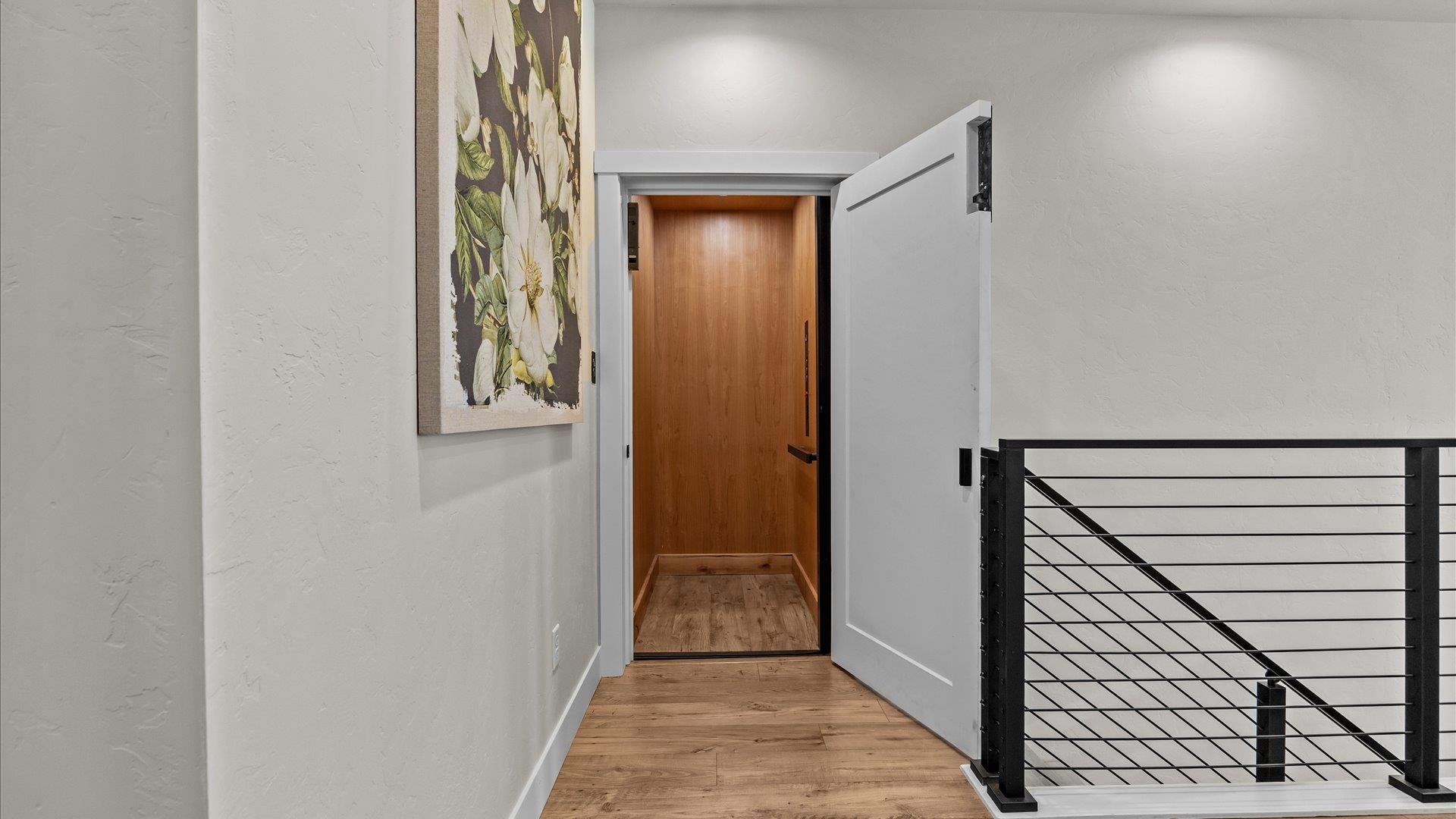 681 28 Road Property Photo 16