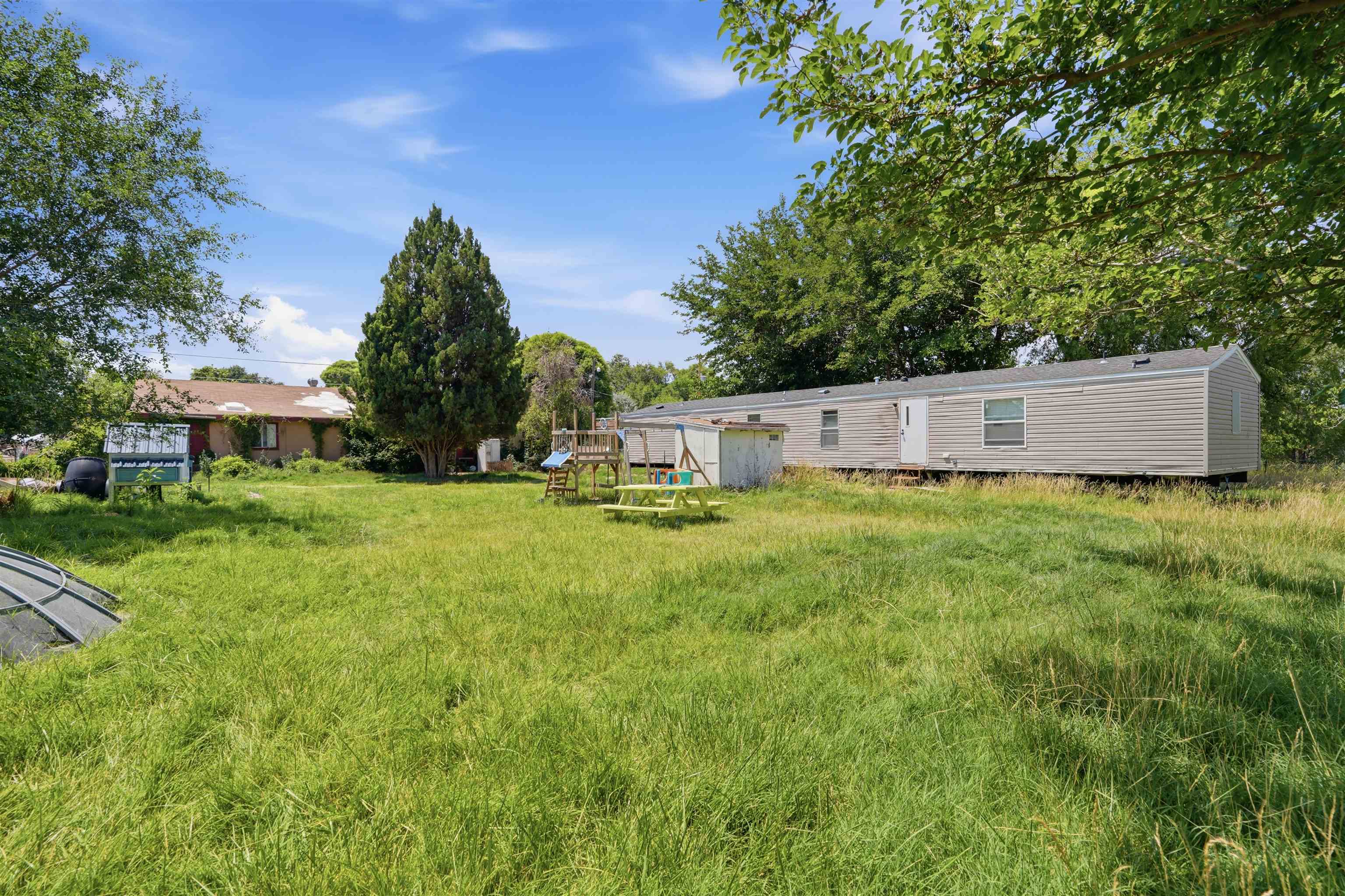 296 32 1/2 Road Property Photo 13