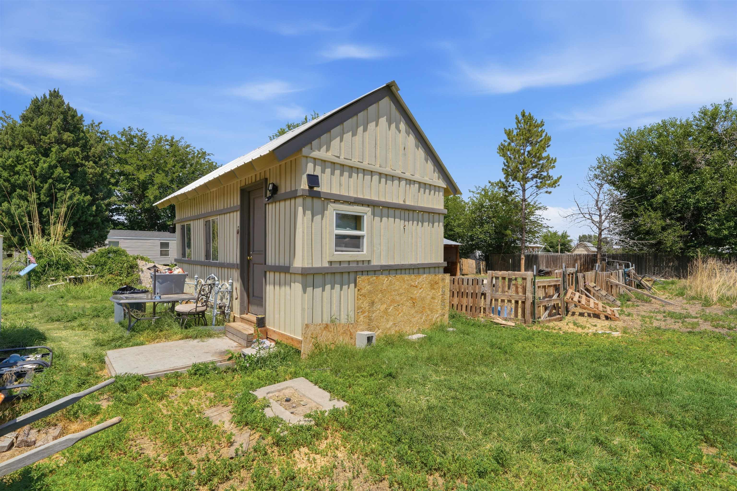 296 32 1/2 Road Property Photo 14