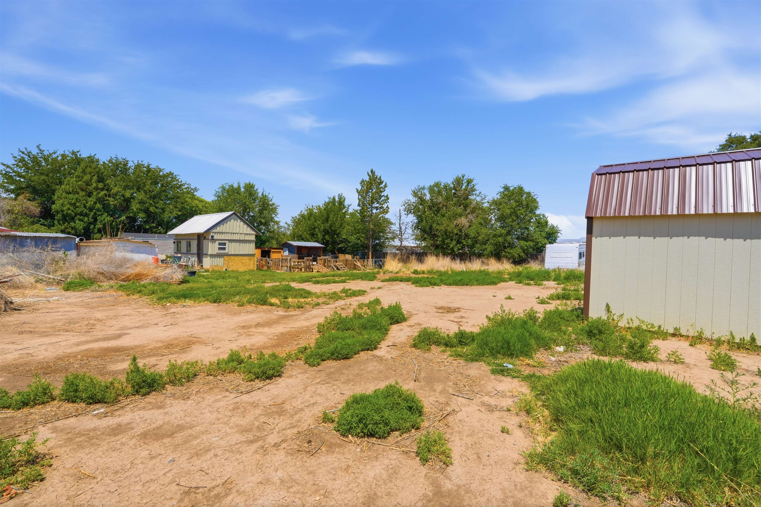 296 32 1/2 Road Property Photo 19