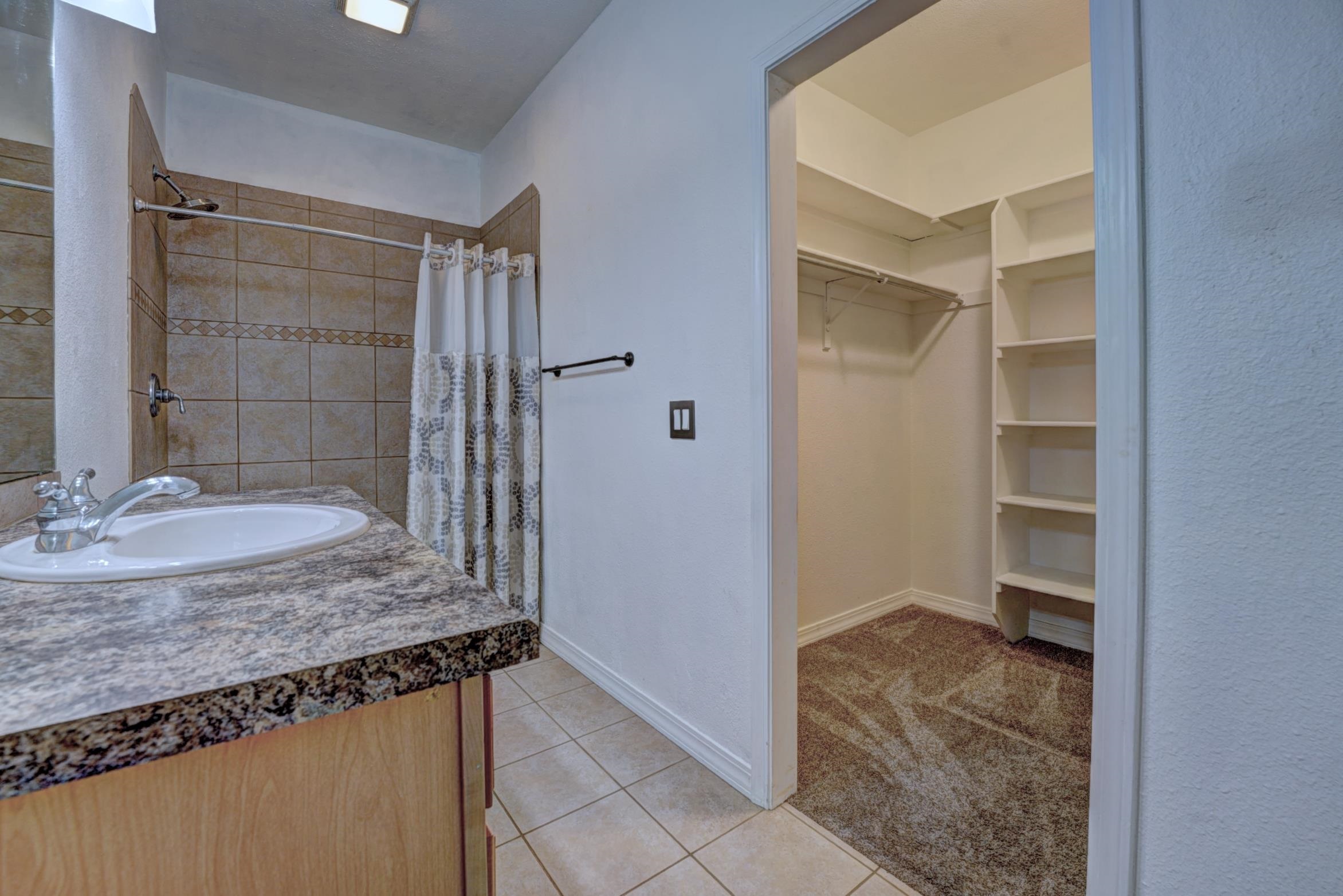 2845 Brittany Drive Property Photo 20