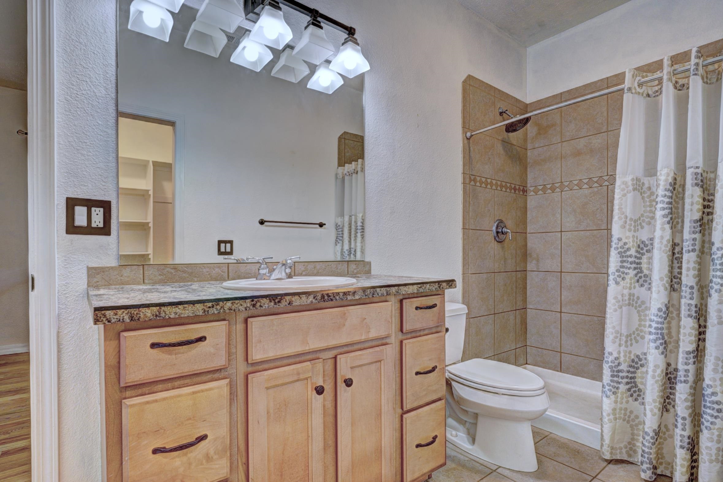 2845 Brittany Drive Property Photo 22