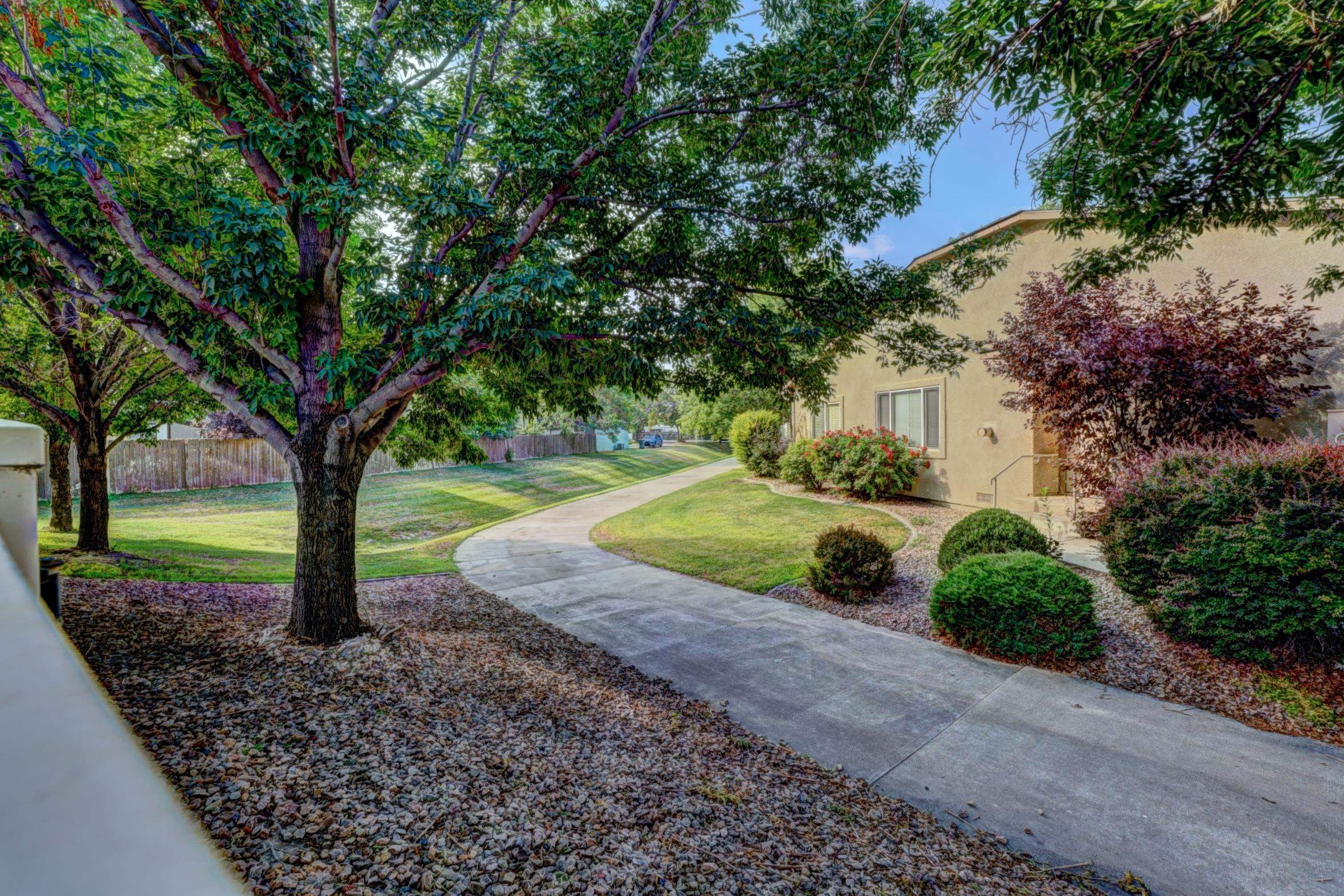 2845 Brittany Drive Property Photo 26