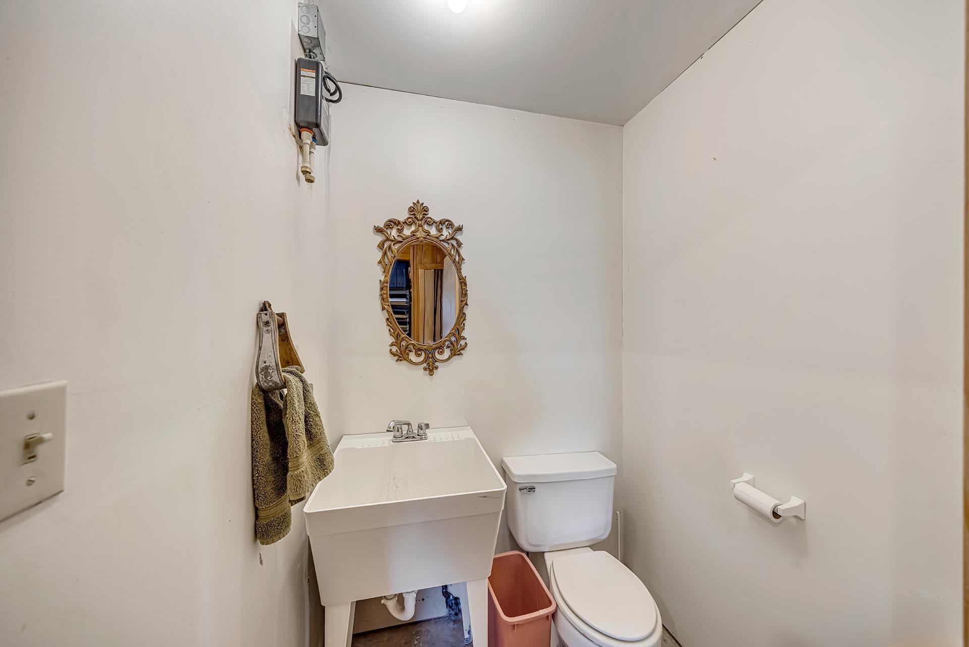 524 County Road 259 Property Photo 26