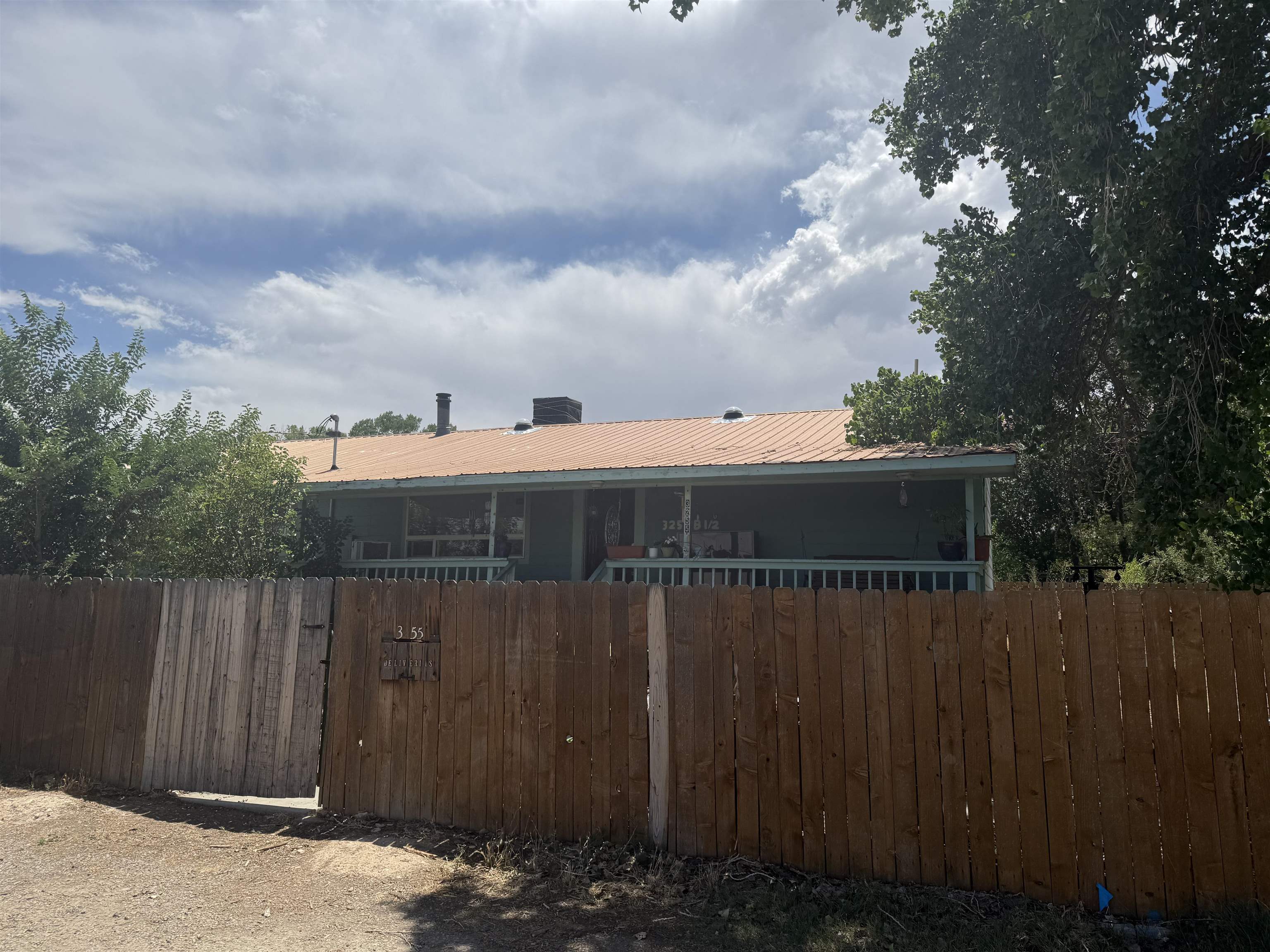 3255 B 1/2 Road Property Photo 1